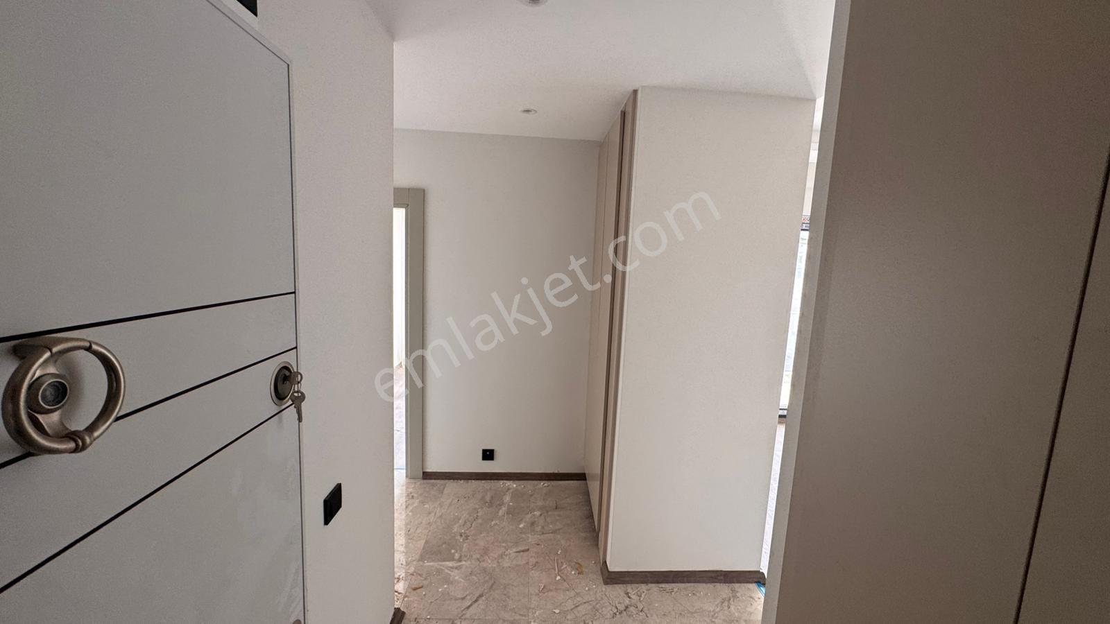 Erdemli Merkezde Satılık 2+1 Daire - Görsel 18