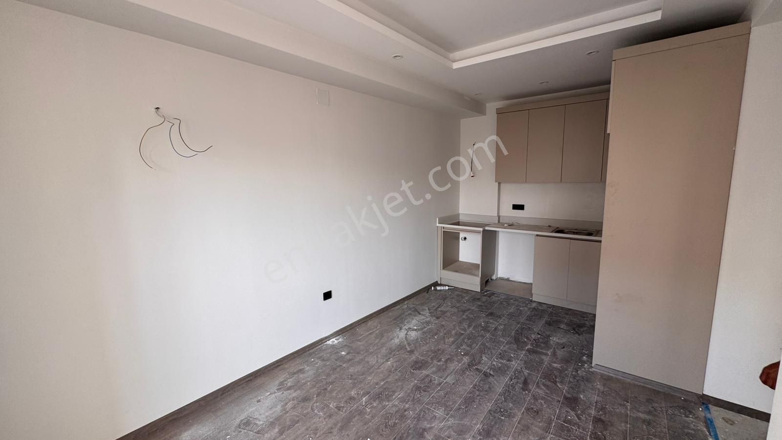 Erdemli Merkezde Satılık 2+1 Daire - Görsel 15