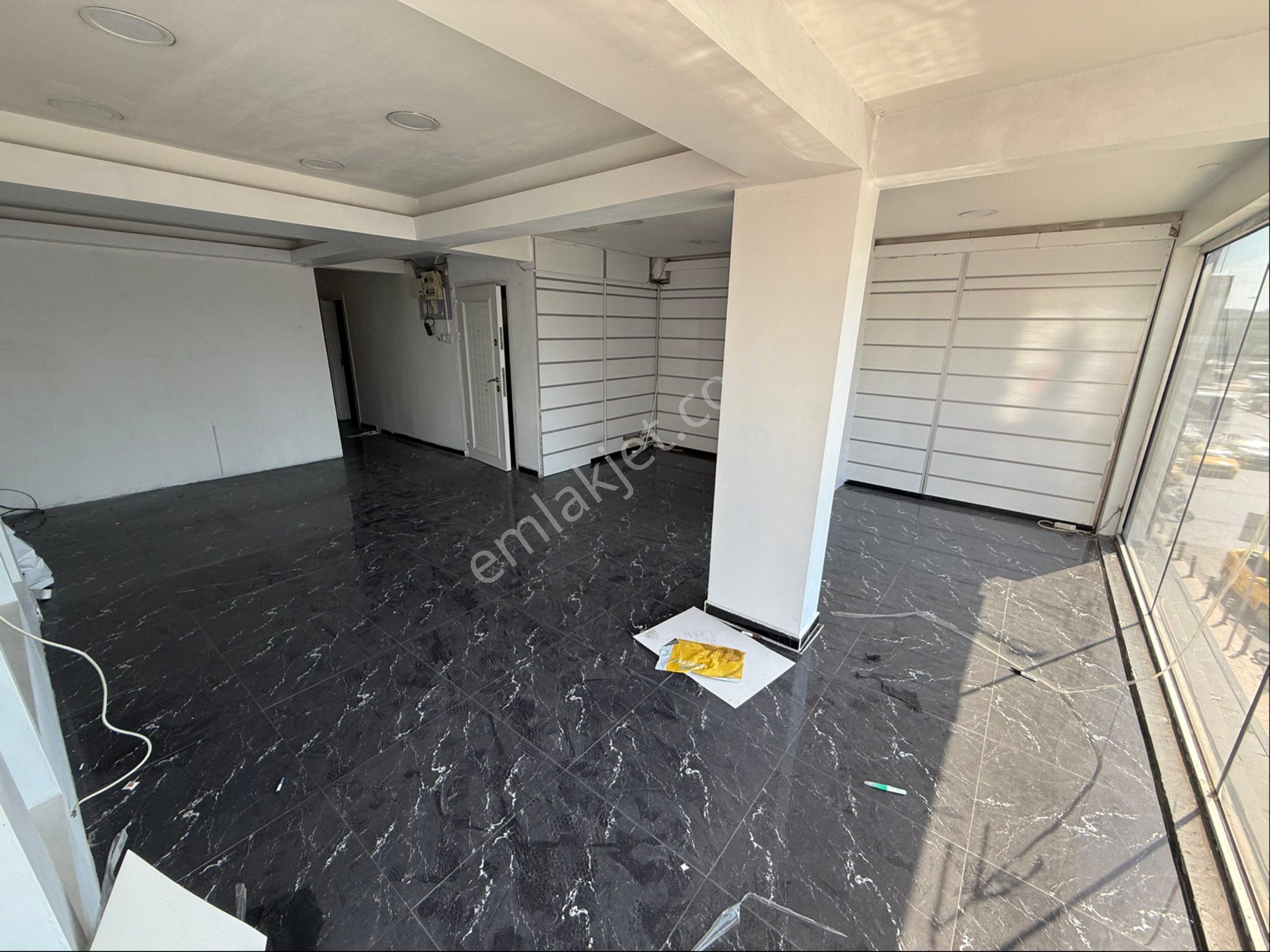 Şirinevlerde E-5 Cepheli 85m2 4+1 Klimalı Kiralık Ofis - Görsel 6