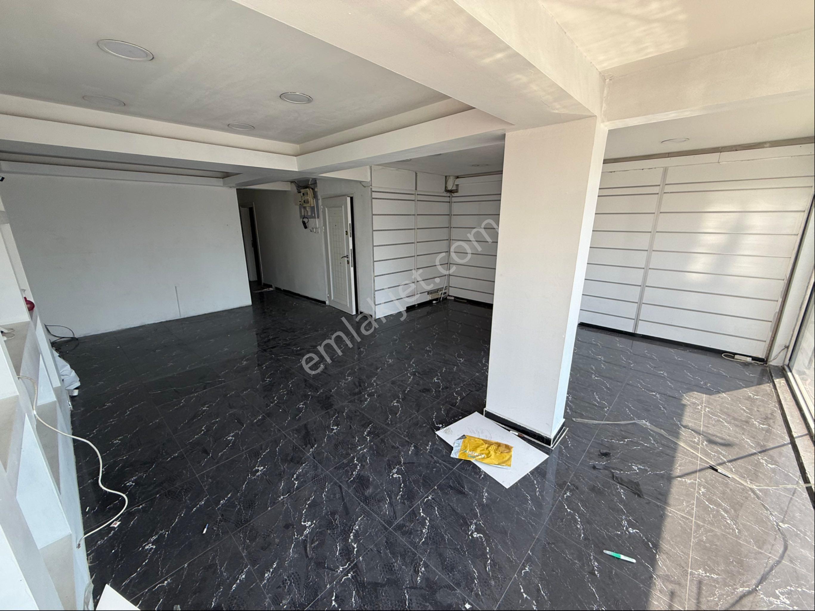 Şirinevlerde E-5 Cepheli 85m2 4+1 Klimalı Kiralık Ofis - Görsel 11