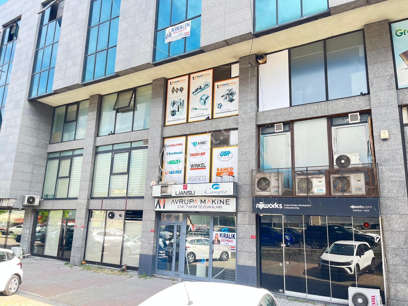 Topçular Hekımoğlu Plaza'da 100 M2 Kıralık Dükkan - Görsel 2