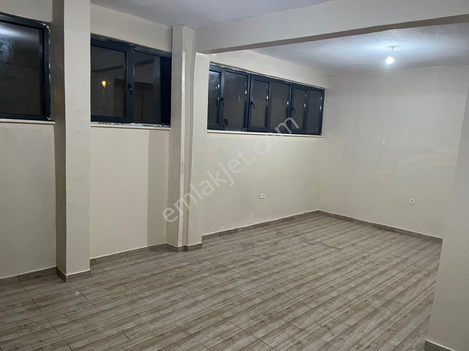 Cb King'den 1.sakarya M. Ertuğrul Gazi Caddesi Kiralık Dükkan - Görsel 10