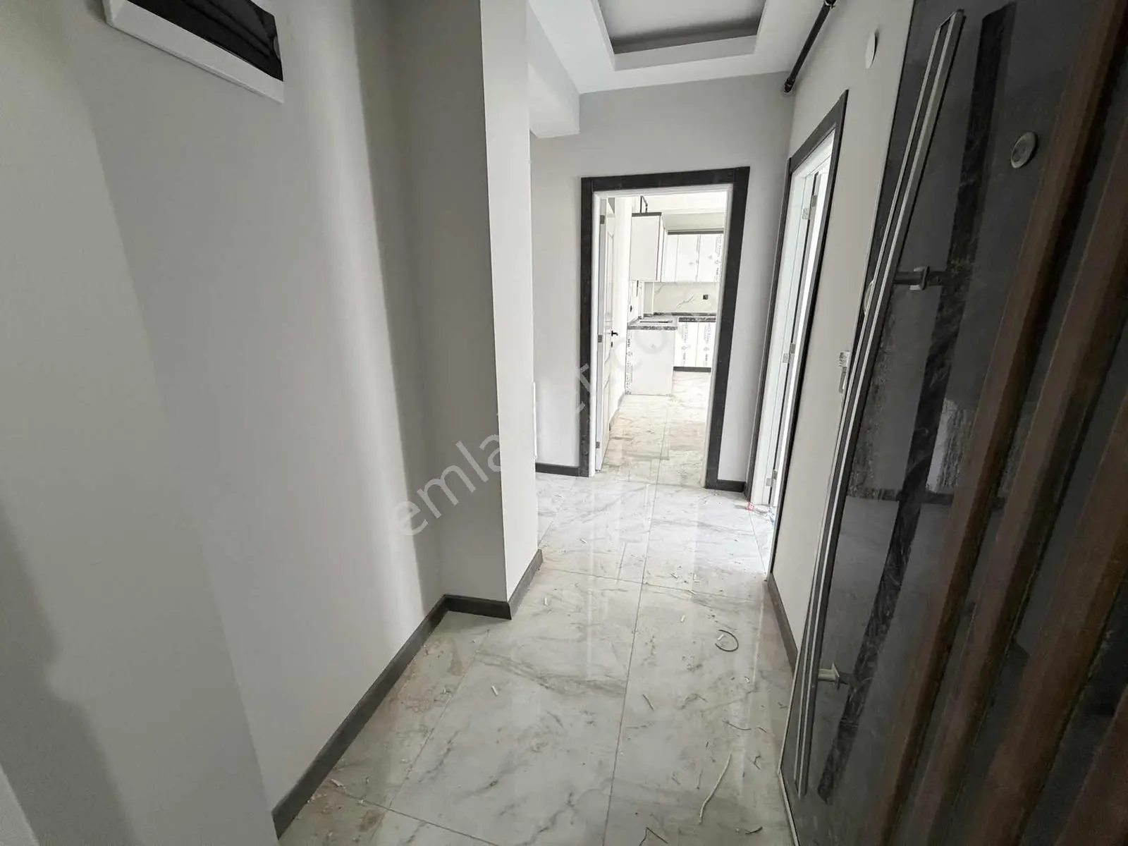 Yağmur Emlaktan Kiralık Süper Konum Ara Kat 3+1 Sıfır Daire - Görsel 33