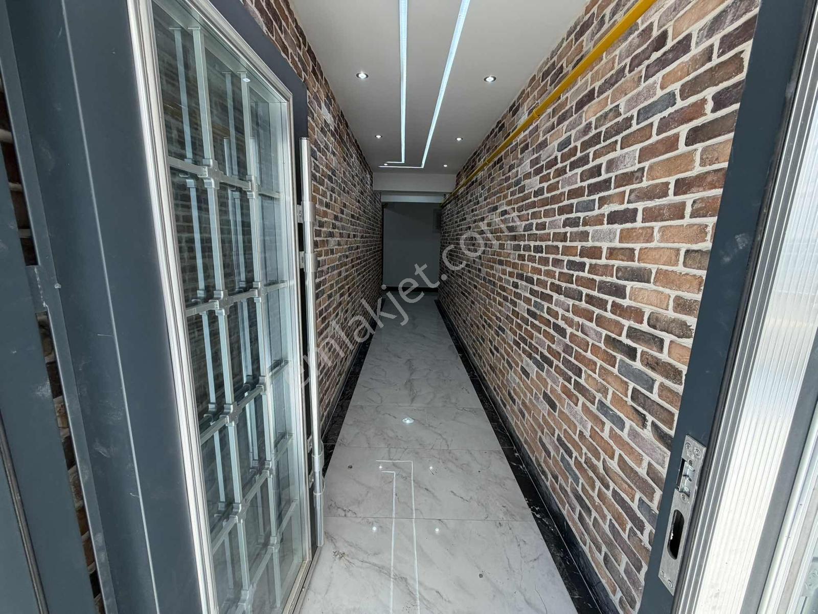 Yağmur Emlaktan Kiralık Süper Konum Ara Kat 3+1 Sıfır Daire - Görsel 24