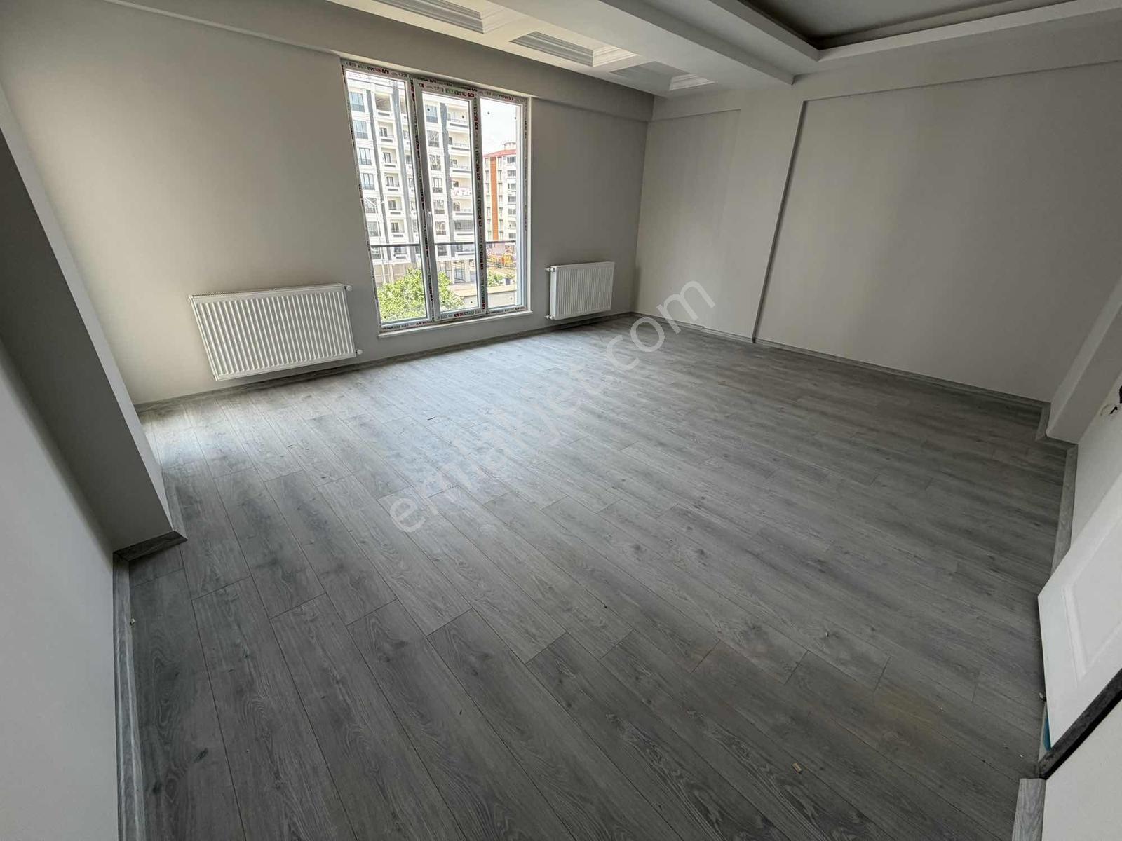 Yağmur Emlaktan Kiralık Süper Konum Ara Kat 3+1 Sıfır Daire - Görsel 22
