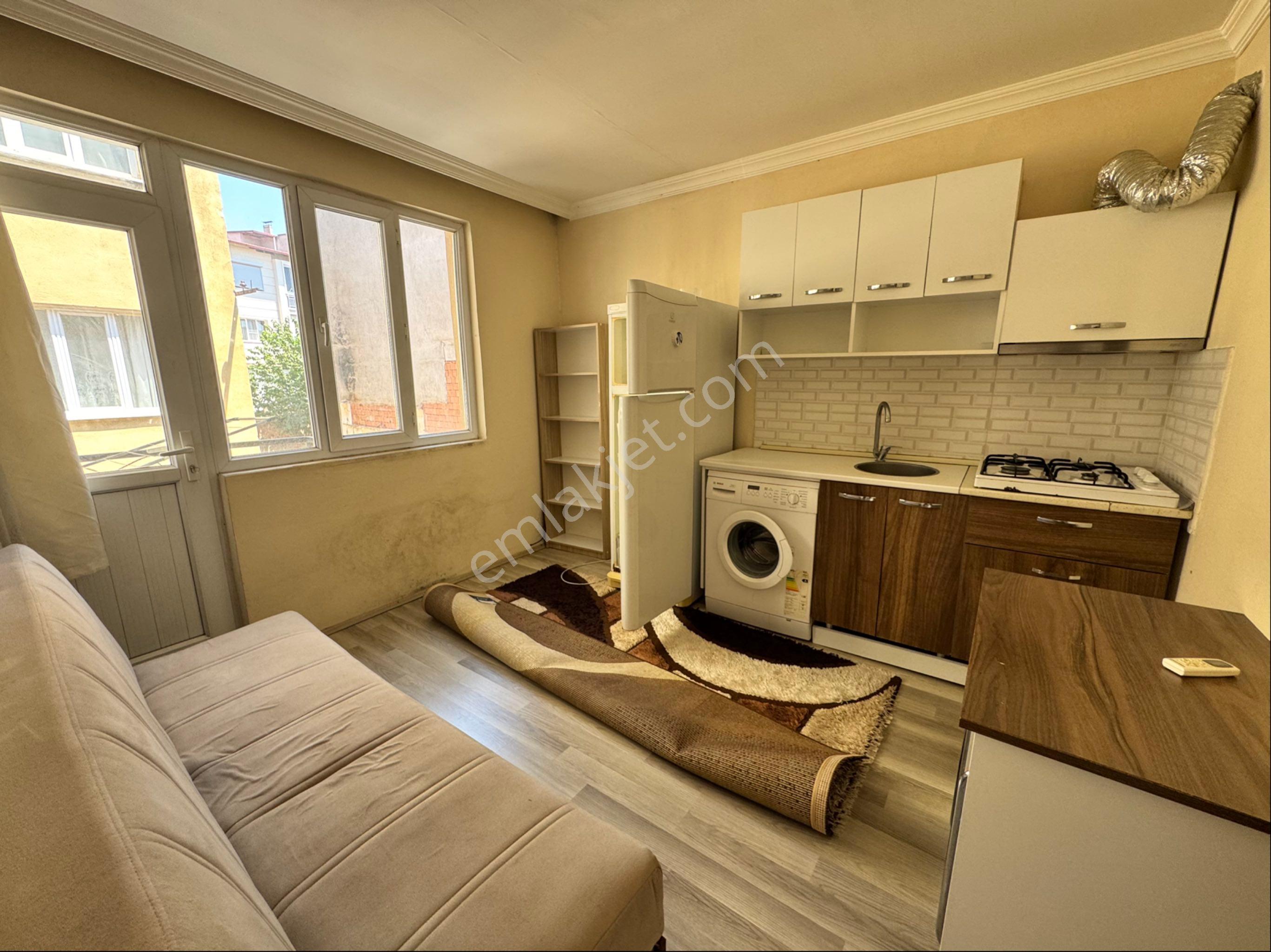 Berkay Emlaktan Eşyalı 1+1 Kiralık