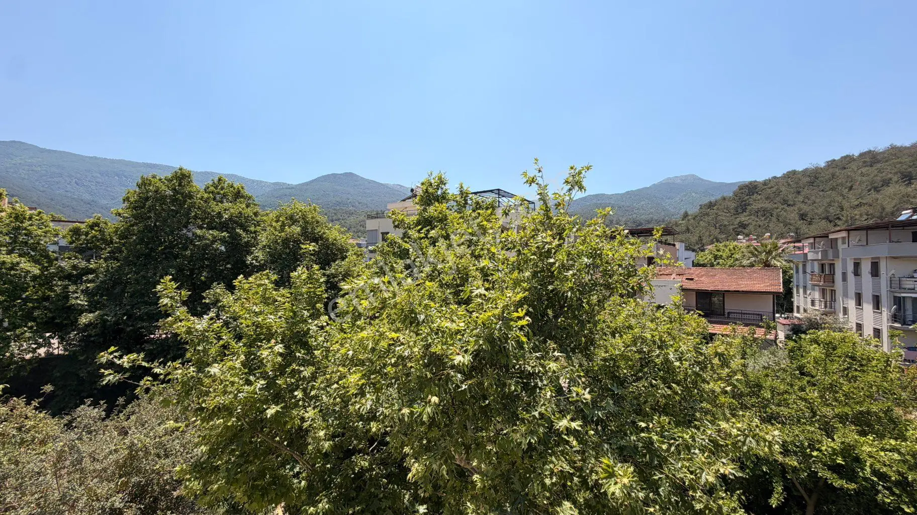 Kuşadası Güzelçamlı’da Orman Manzaralı Satılık 1+1 Daire - Görsel 4