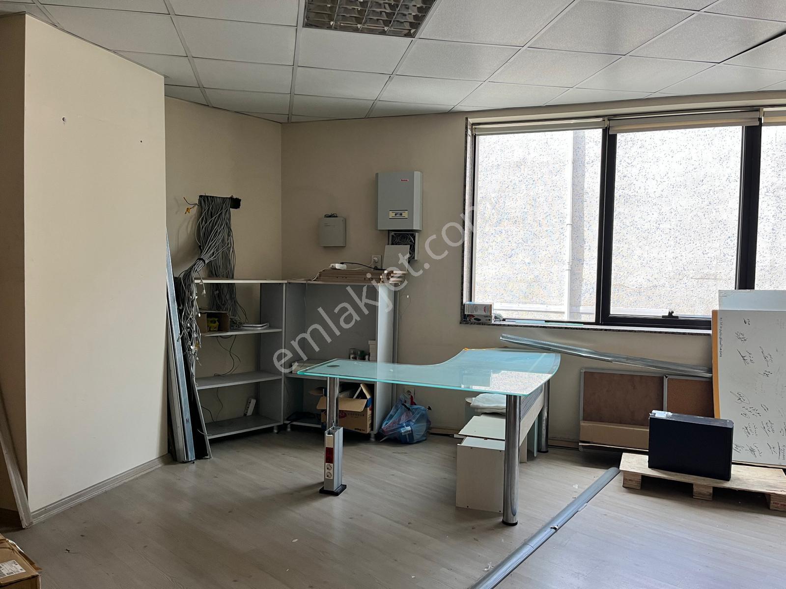 Remax Lıve'den Topçular Hekımoğlu Plaza'da 750 M2 + Kdv Kiralık Ofis Katı - Görsel 5