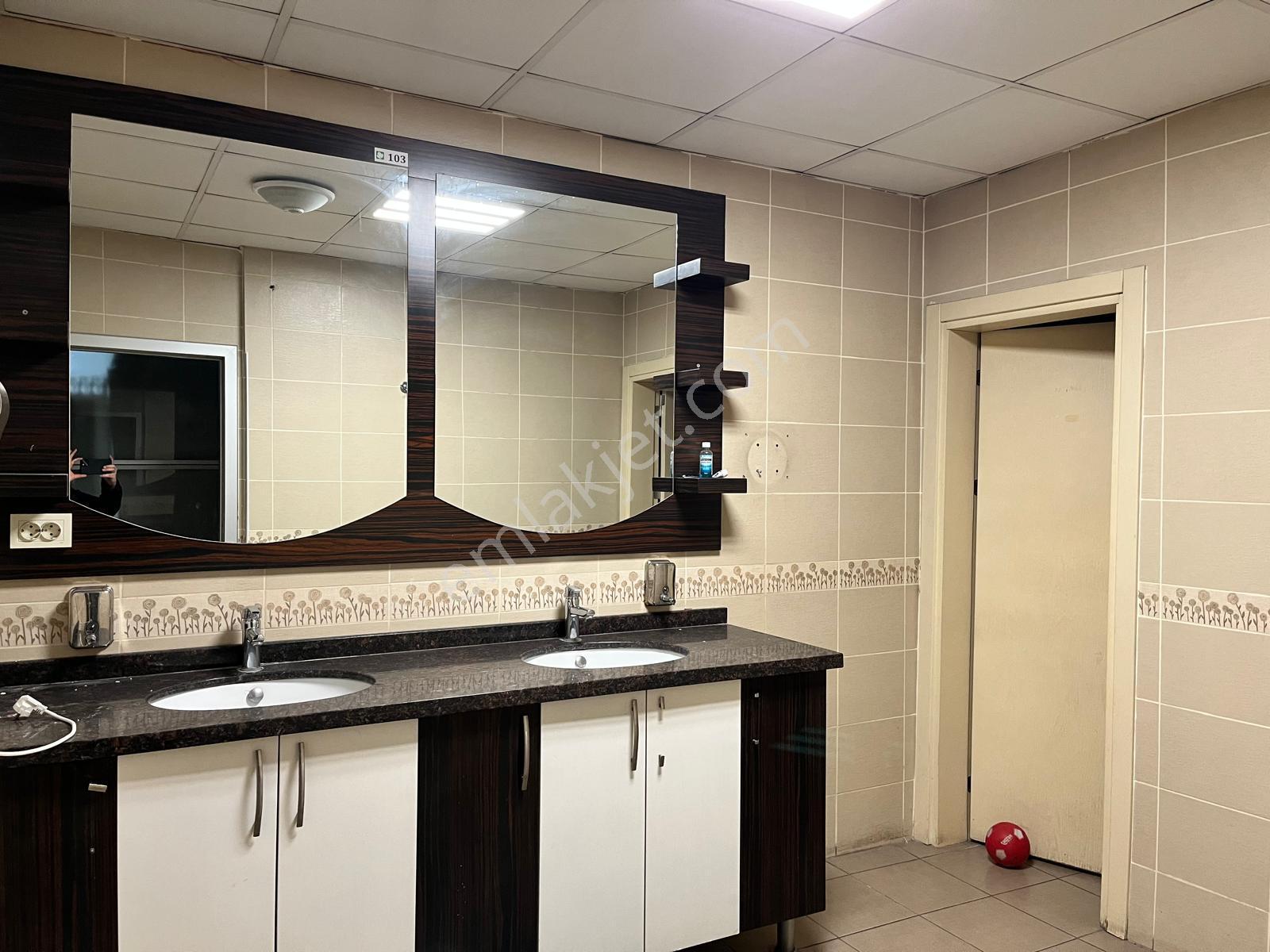 Remax Lıve'den Topçular Hekımoğlu Plaza'da 750 M2 + Kdv Kiralık Ofis Katı - Görsel 3