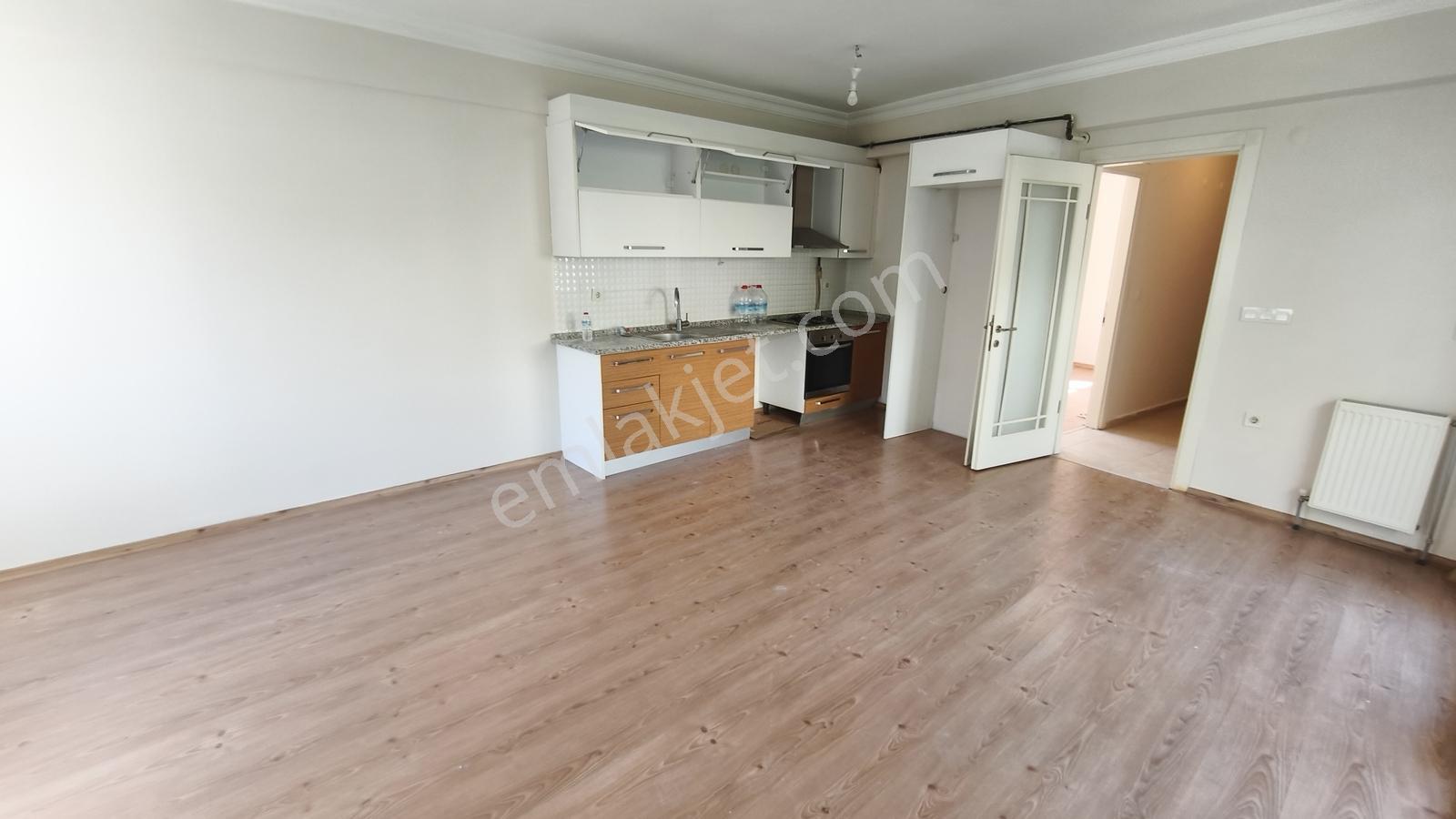 Bornova Merkezde Yeni Binada 2+1 Kiralık Büyük Köşe Daire - Görsel 6