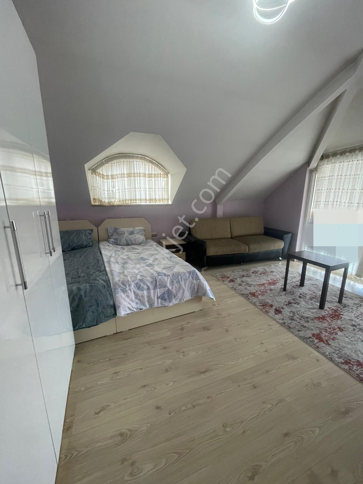 Denizli Mehmetçikte Konumu Güzel 1+1 Kiralık Eşyalı Apart - Görsel 8