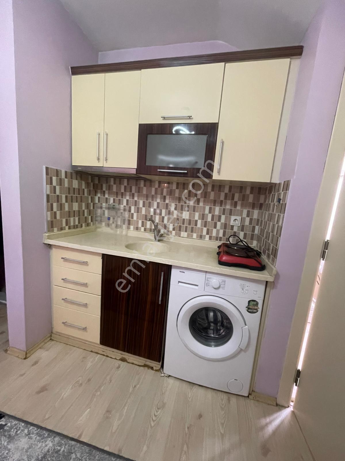 Denizli Mehmetçikte Konumu Güzel 1+1 Kiralık Eşyalı Apart - Görsel 2