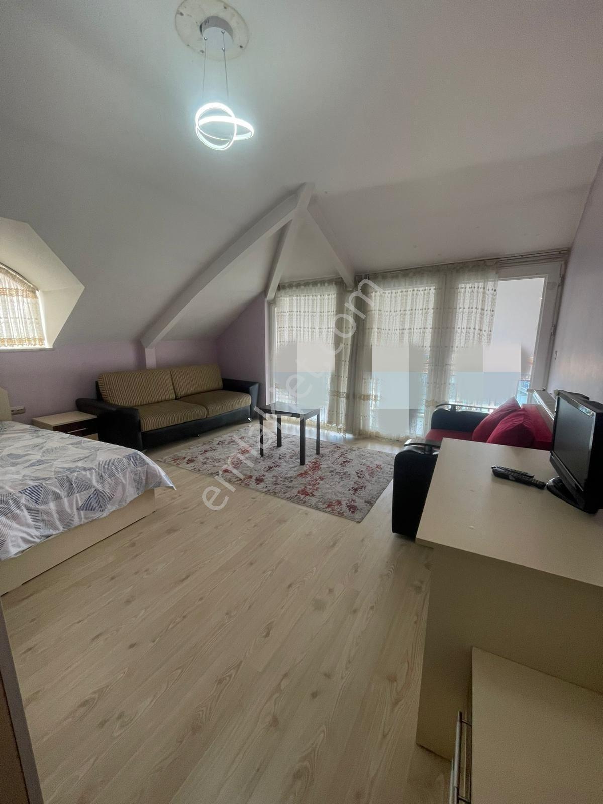 Denizli Mehmetçikte Konumu Güzel 1+1 Kiralık Eşyalı Apart - Görsel 6