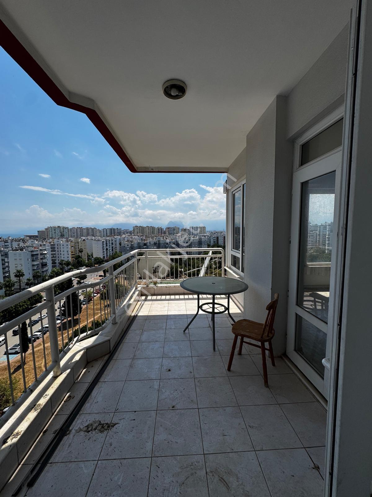 Antalya Merkezde Deniz Manzaralı Satılık 3+1 | 145 M² Net - Görsel 16
