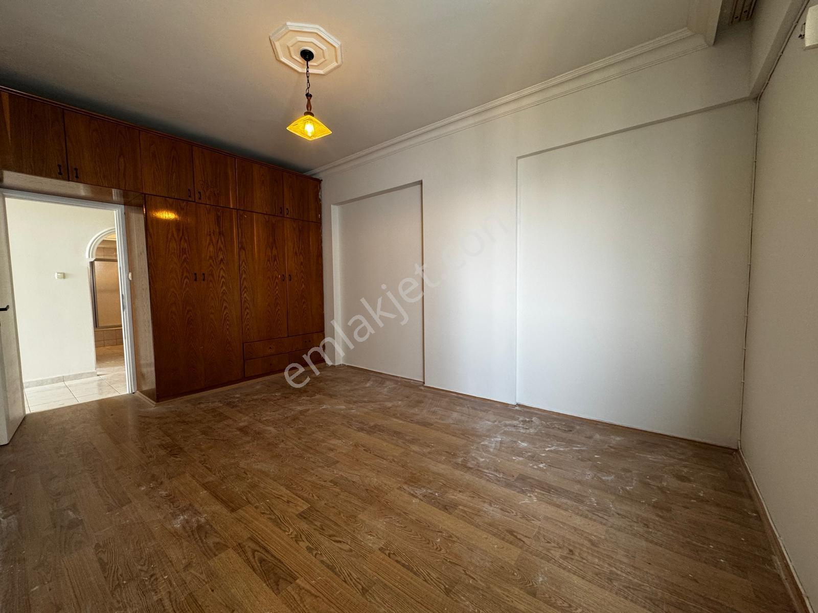 Antalya Merkezde Deniz Manzaralı Satılık 3+1 | 145 M² Net - Görsel 12