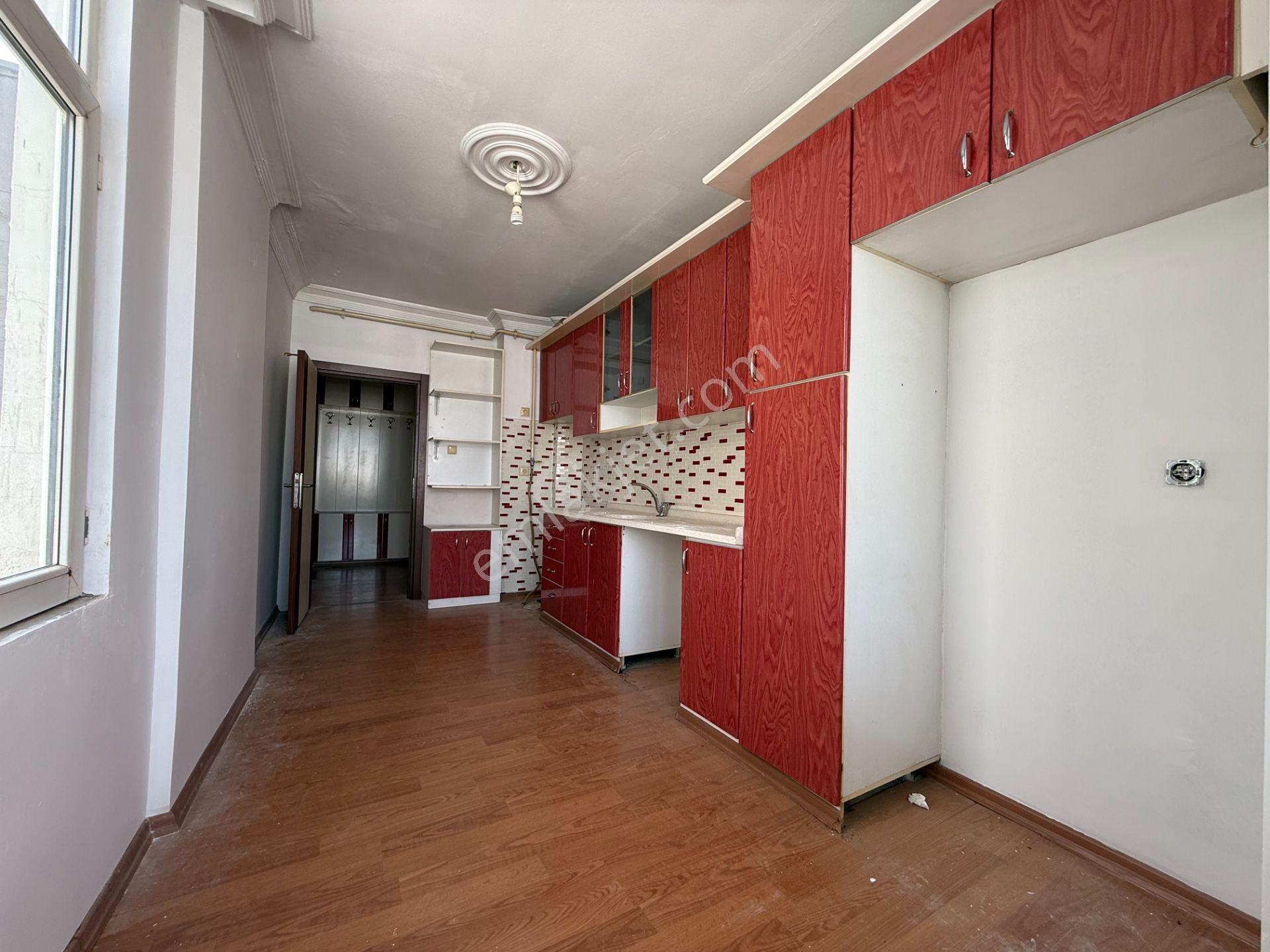 Mavi Bulvar Toros Mah. 3+1 180 M2 Kat Mülkiyetli Hasarsız Satılık Daire - Görsel 11