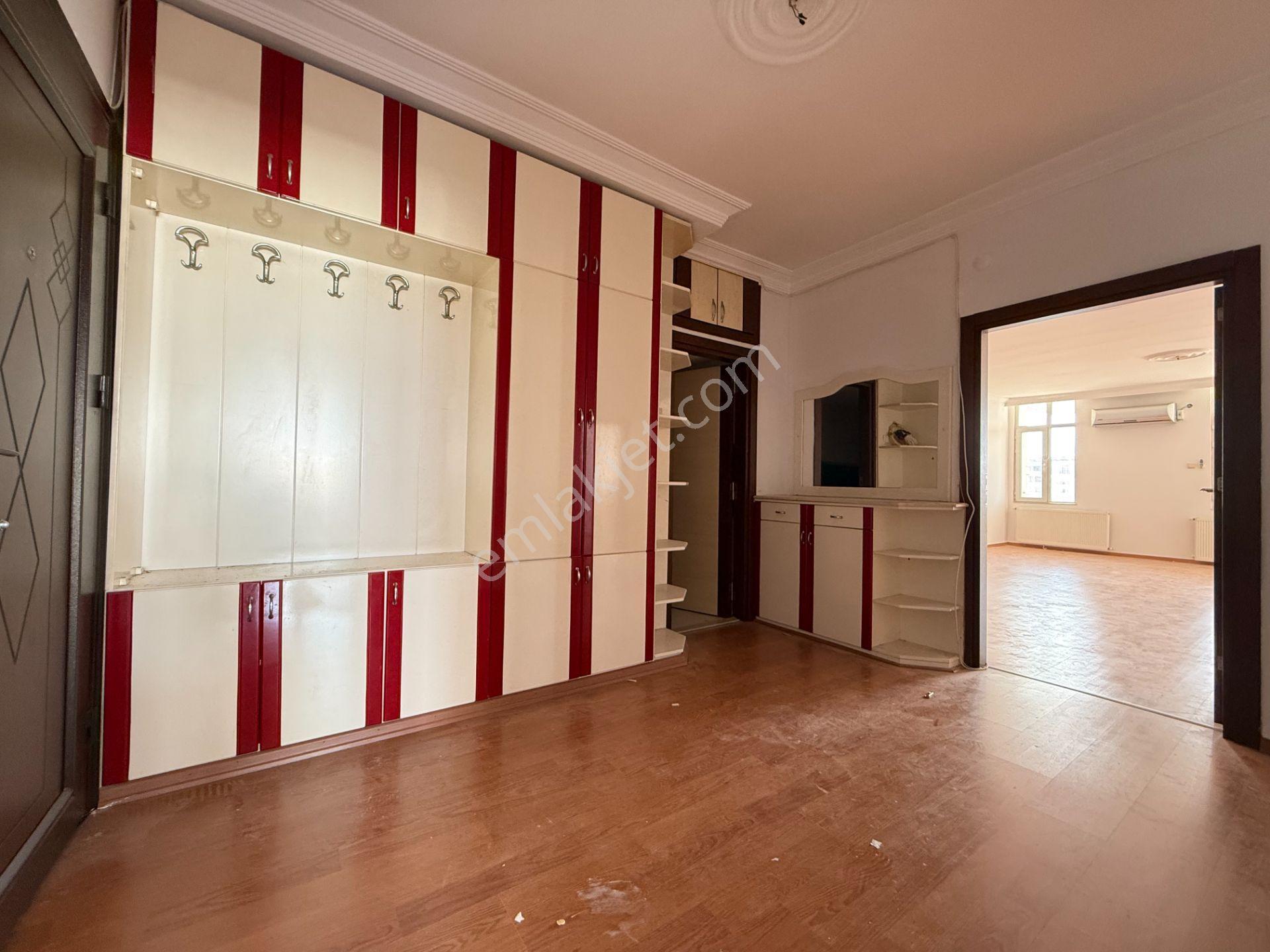 Mavi Bulvar Toros Mah. 3+1 180 M2 Kat Mülkiyetli Hasarsız Satılık Daire - Görsel 16