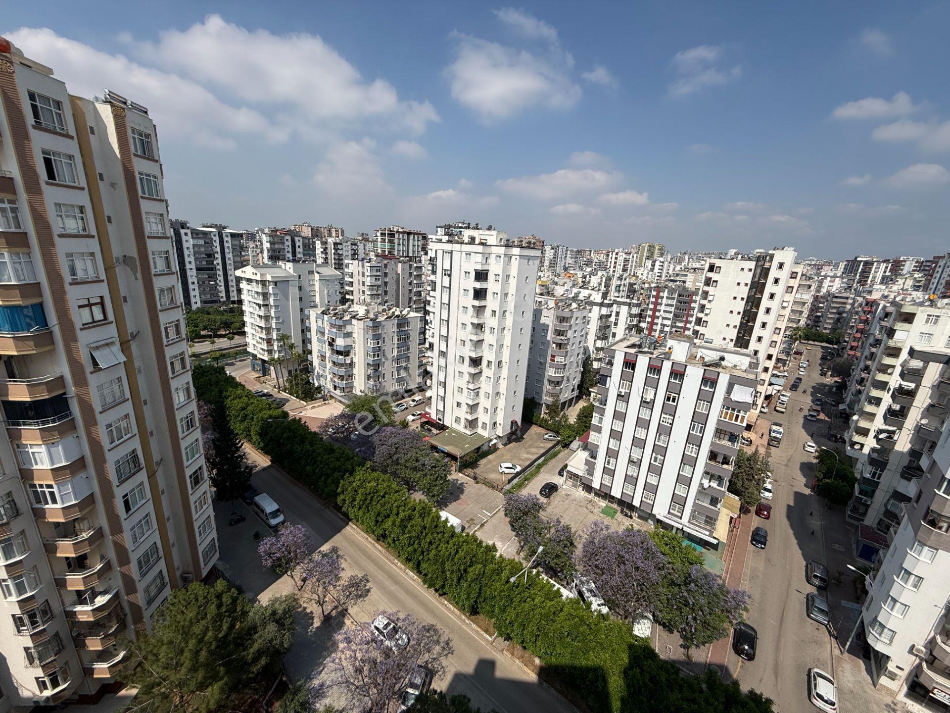 Mavi Bulvar Toros Mah. 3+1 180 M2 Kat Mülkiyetli Hasarsız Satılık Daire