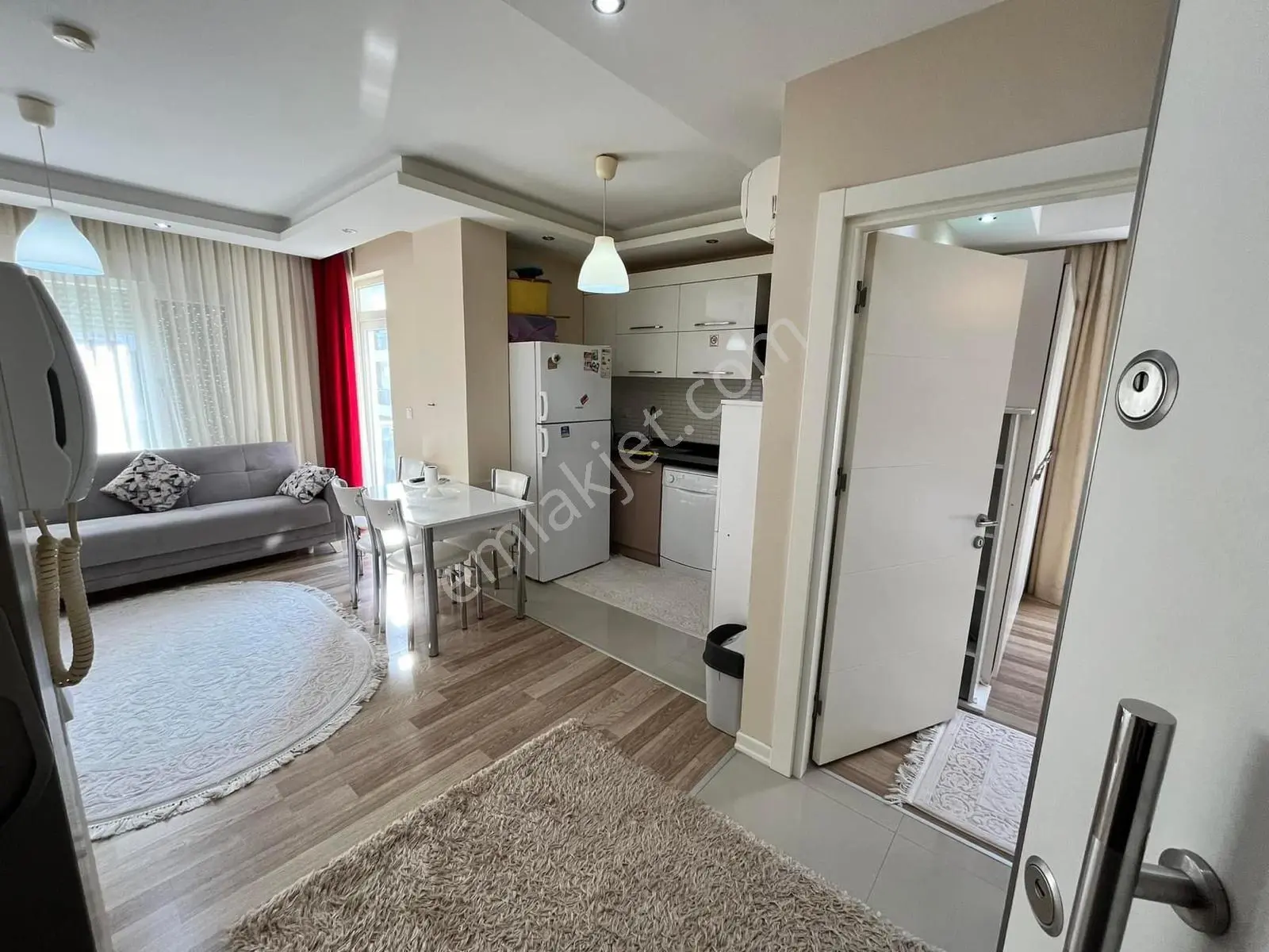 Liman Mahallesi Site İçersinde Satılık 1+1 Daire - Görsel 5