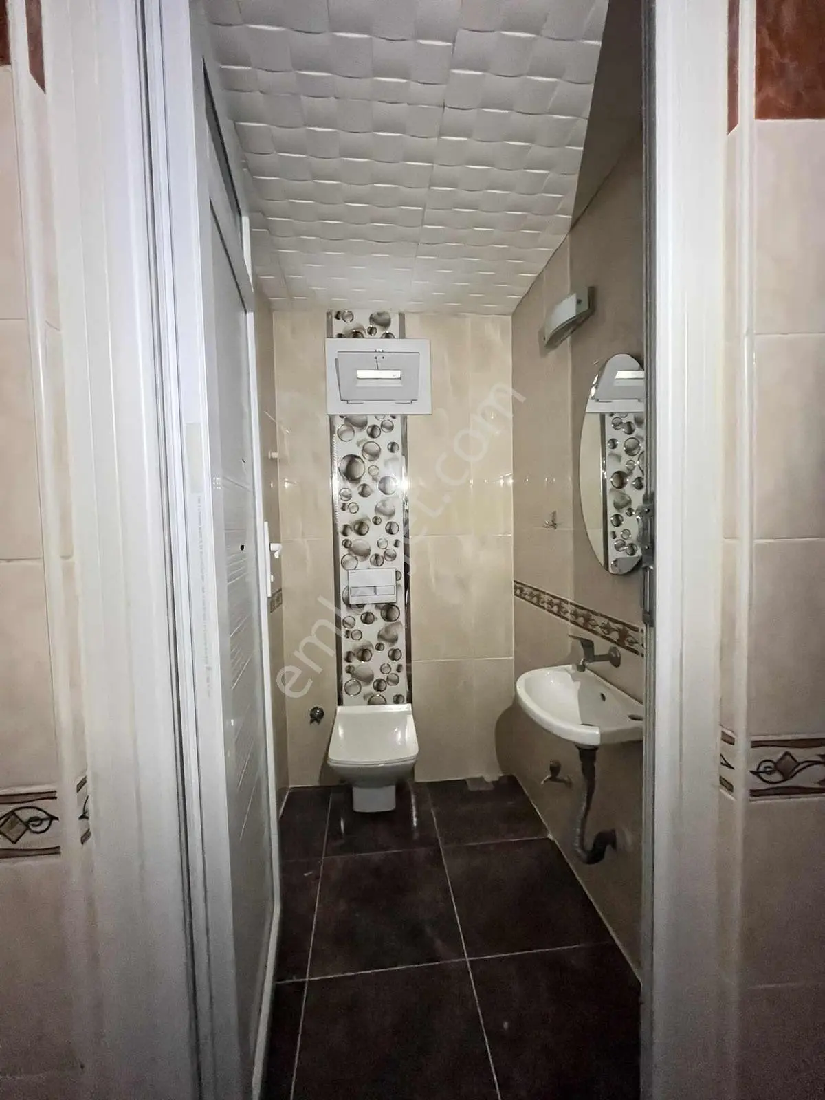 Bornova Naldökende Doğalgazlı Klimalı Kapalı Mutfaklı 2+1 Daire - Görsel 3