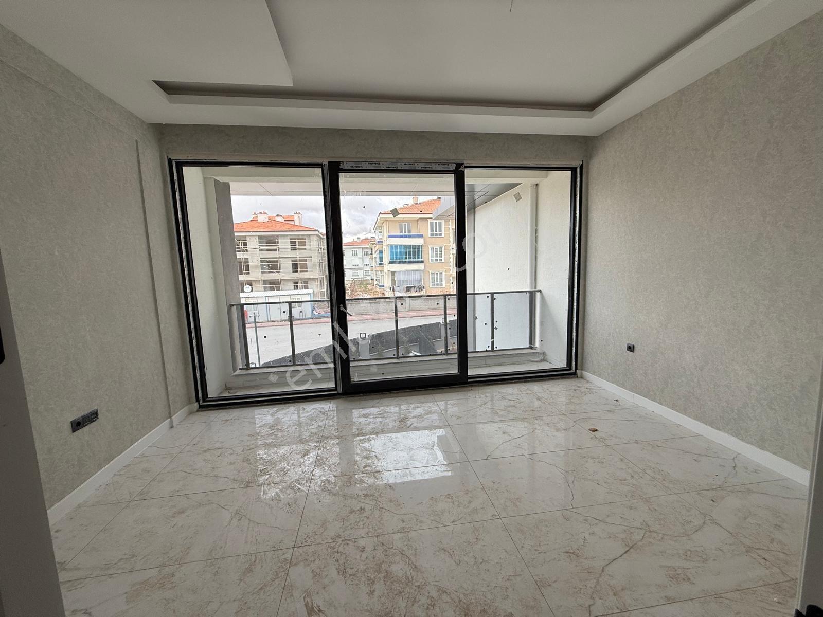 Nova A&y'den Kosova'da 2,5+1 Butik Geniş Bahçeli Satılık Villa - Görsel 24