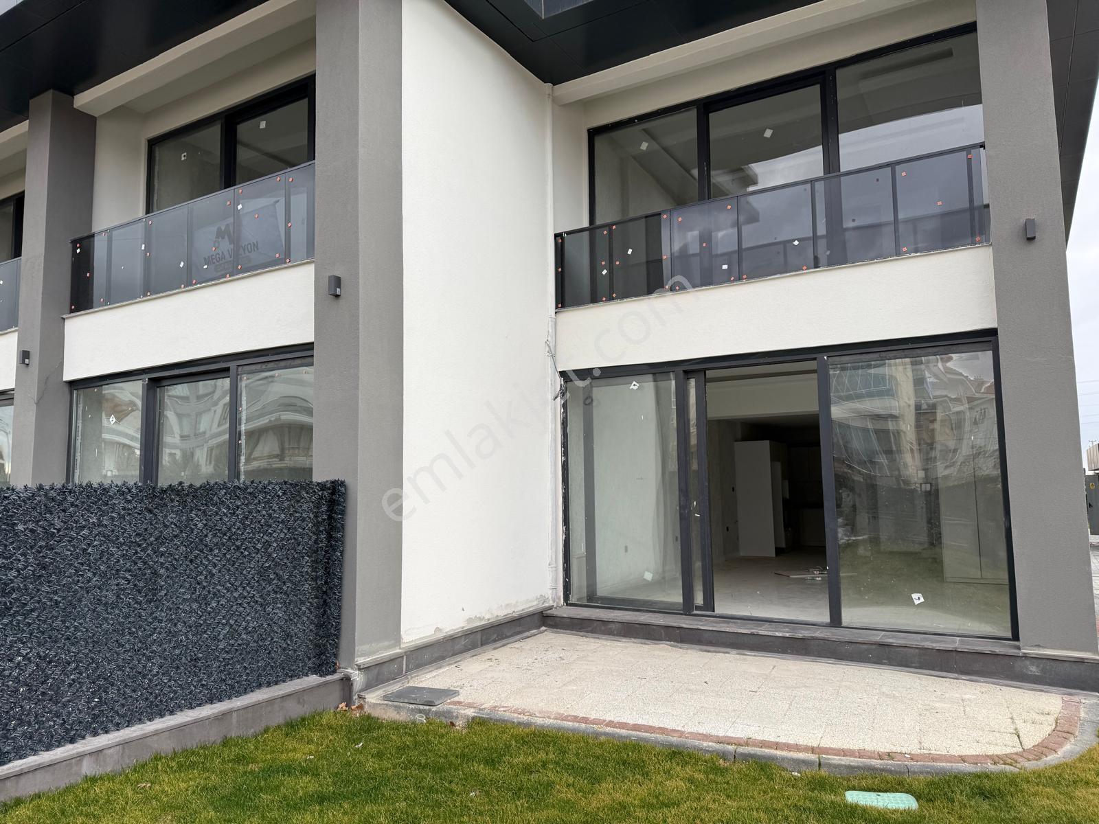 Nova A&y'den Kosova'da 2,5+1 Butik Geniş Bahçeli Satılık Villa - Görsel 18