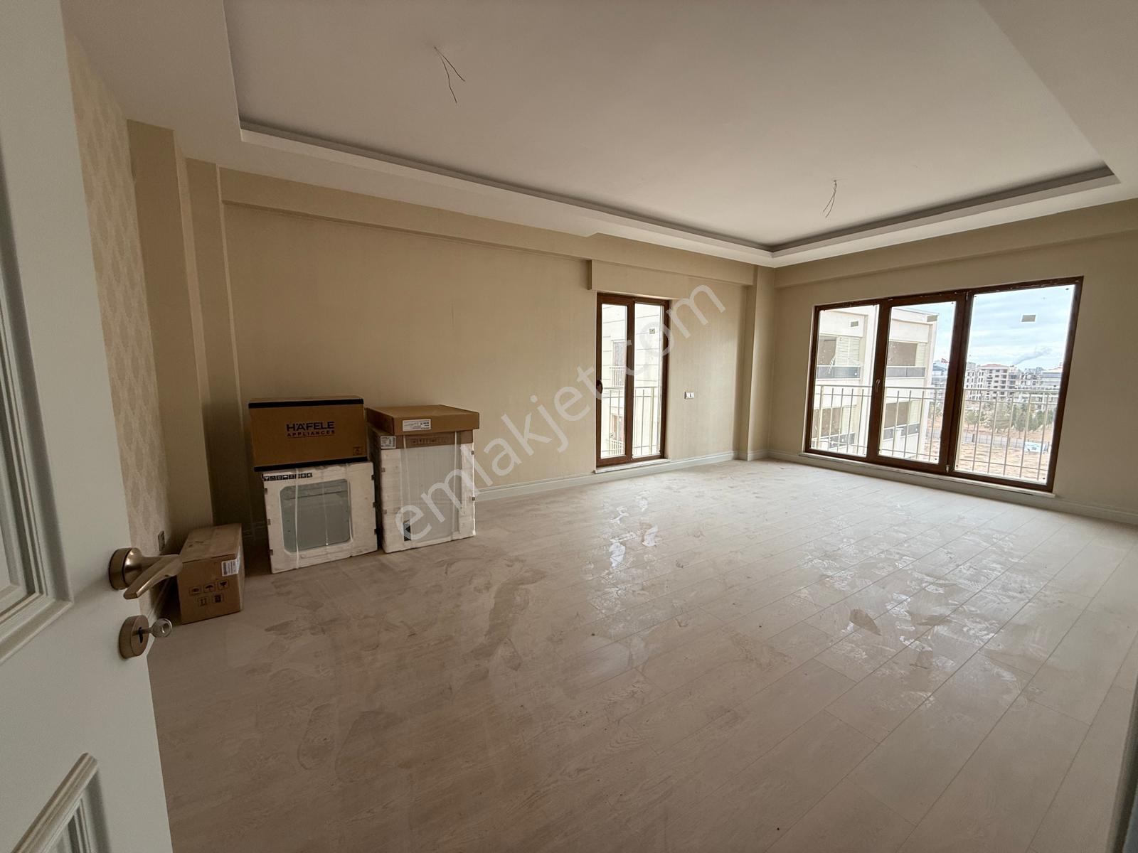 Sancak Sara Suite Konutlarında Satılık 4+1 Sıfır Lüks Daire - Görsel 20
