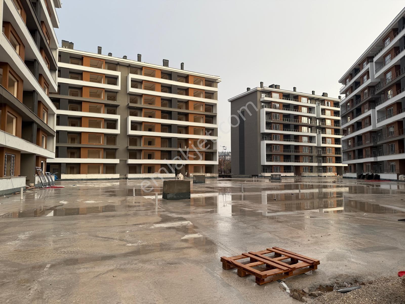 Meram Pirebide Prestijli Sitede Satılık Lüks 4+1 Geniş Daire - Görsel 34