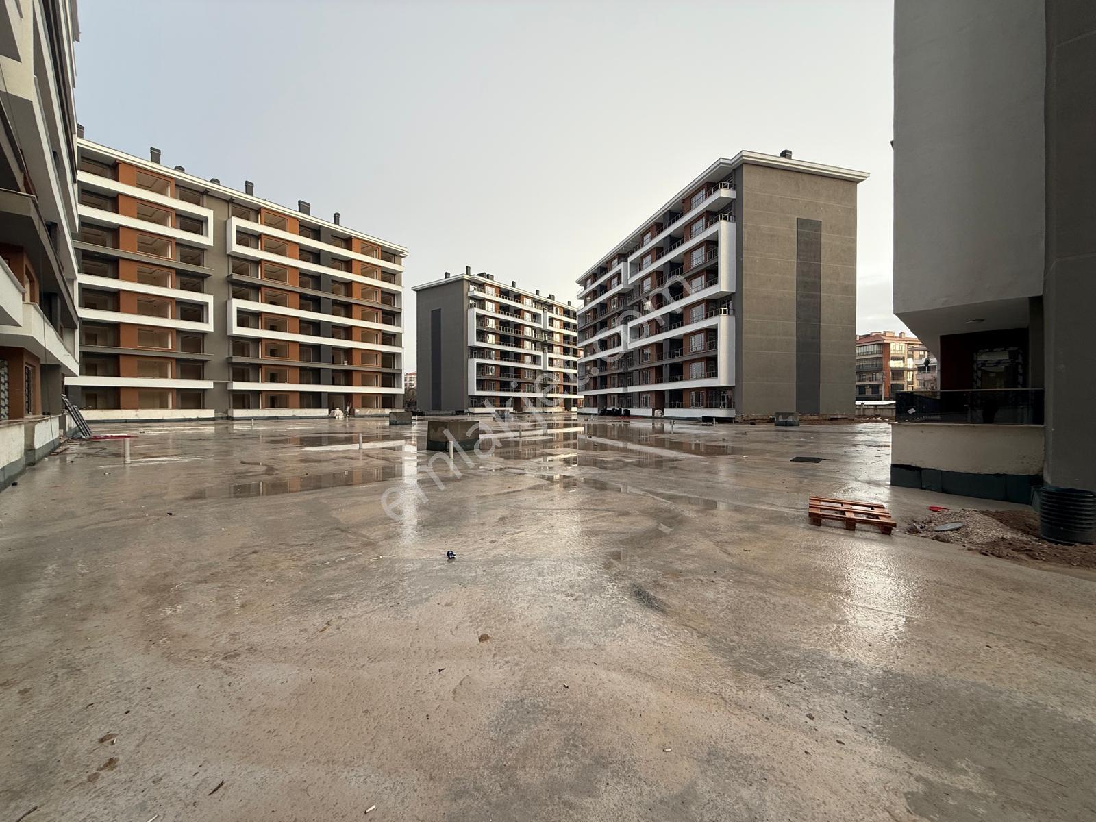 Meram Pirebide Prestijli Sitede Satılık Lüks 4+1 Geniş Daire - Görsel 18