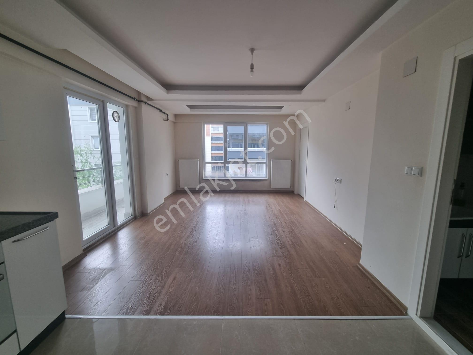 Ömürevler'de Kiralık 1+1 Daire - Tramvaya Yakın - Görsel 7
