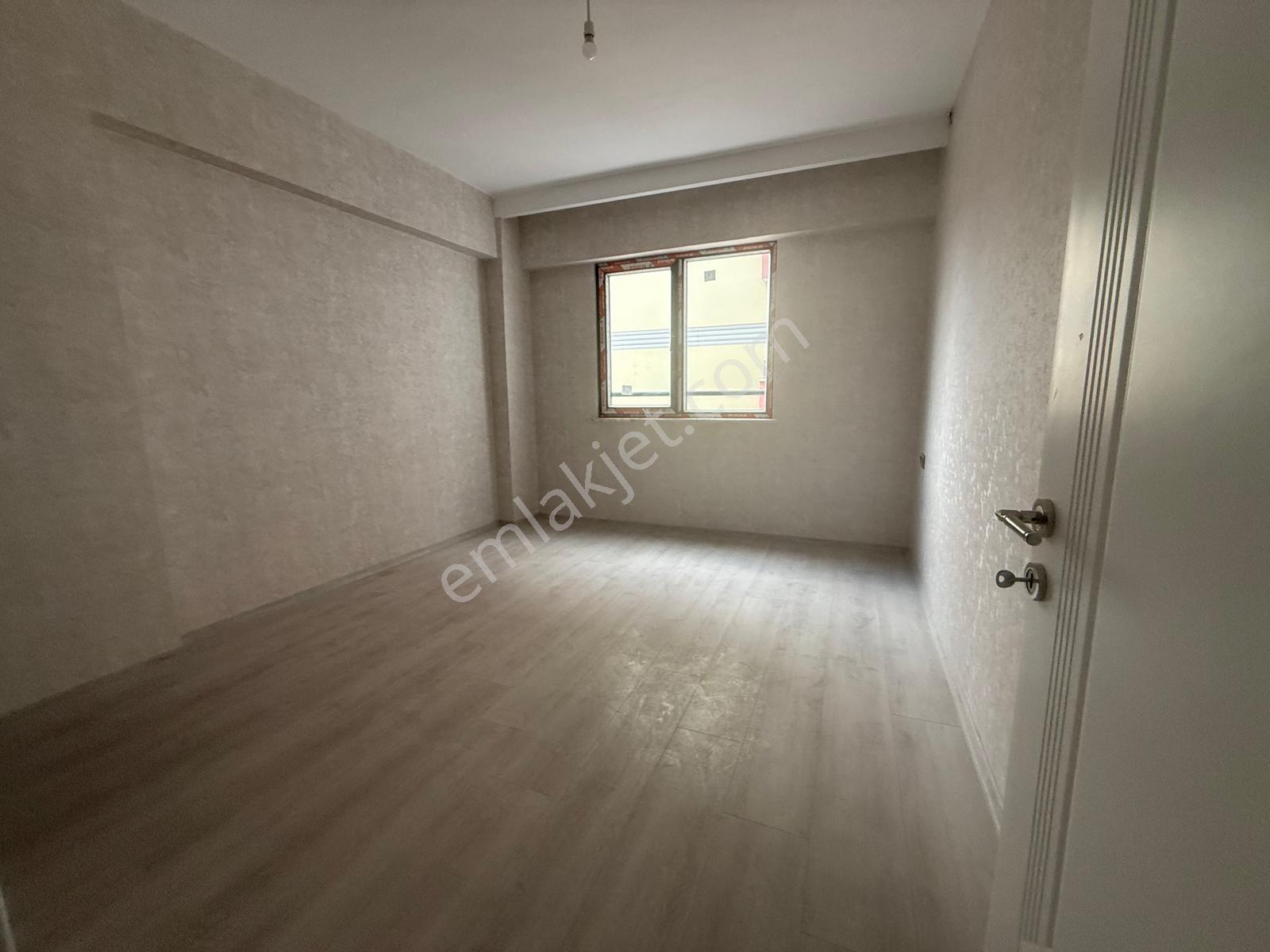 Ahmet Yesevi Caddesi Üzerinde Satılık Sıfır Lüks 3,5+1 Daire - Görsel 14