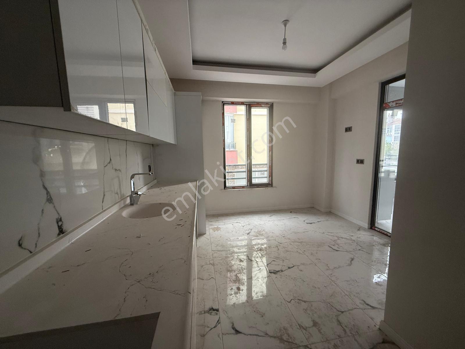 Ahmet Yesevi Caddesi Üzerinde Satılık Sıfır Lüks 3,5+1 Daire - Görsel 21