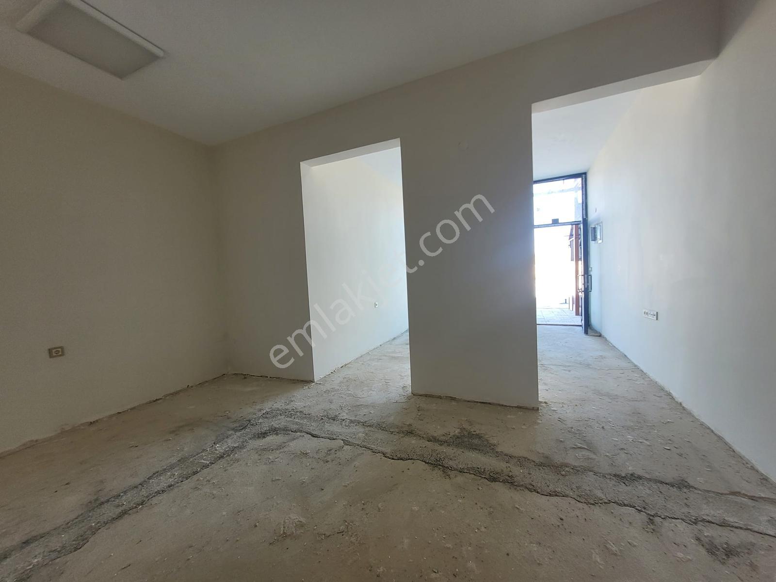 Akademi Mah. Gelişime Açık Bölgede Kiralık Dükkan - Görsel 3