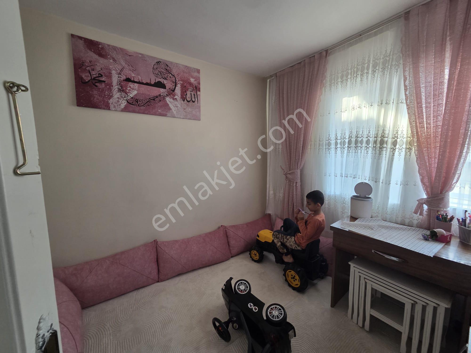 Bozyaka Çalıkuşu Mahalesinde 4 Katlı 4 Daireli Komple Satılık Bina - Görsel 32
