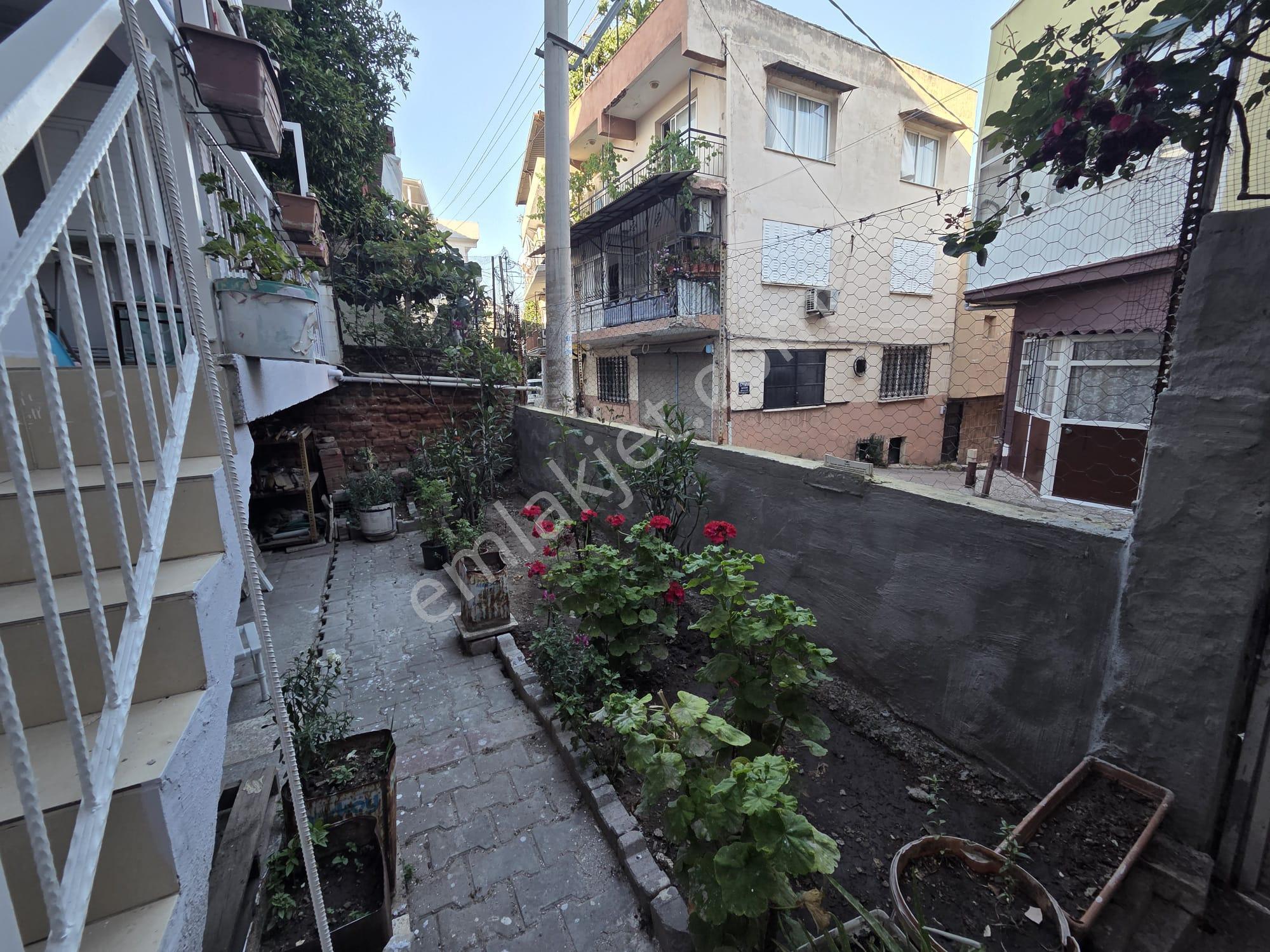 Bozyaka Çalıkuşu Mahalesinde 4 Katlı 4 Daireli Komple Satılık Bina - Görsel 25