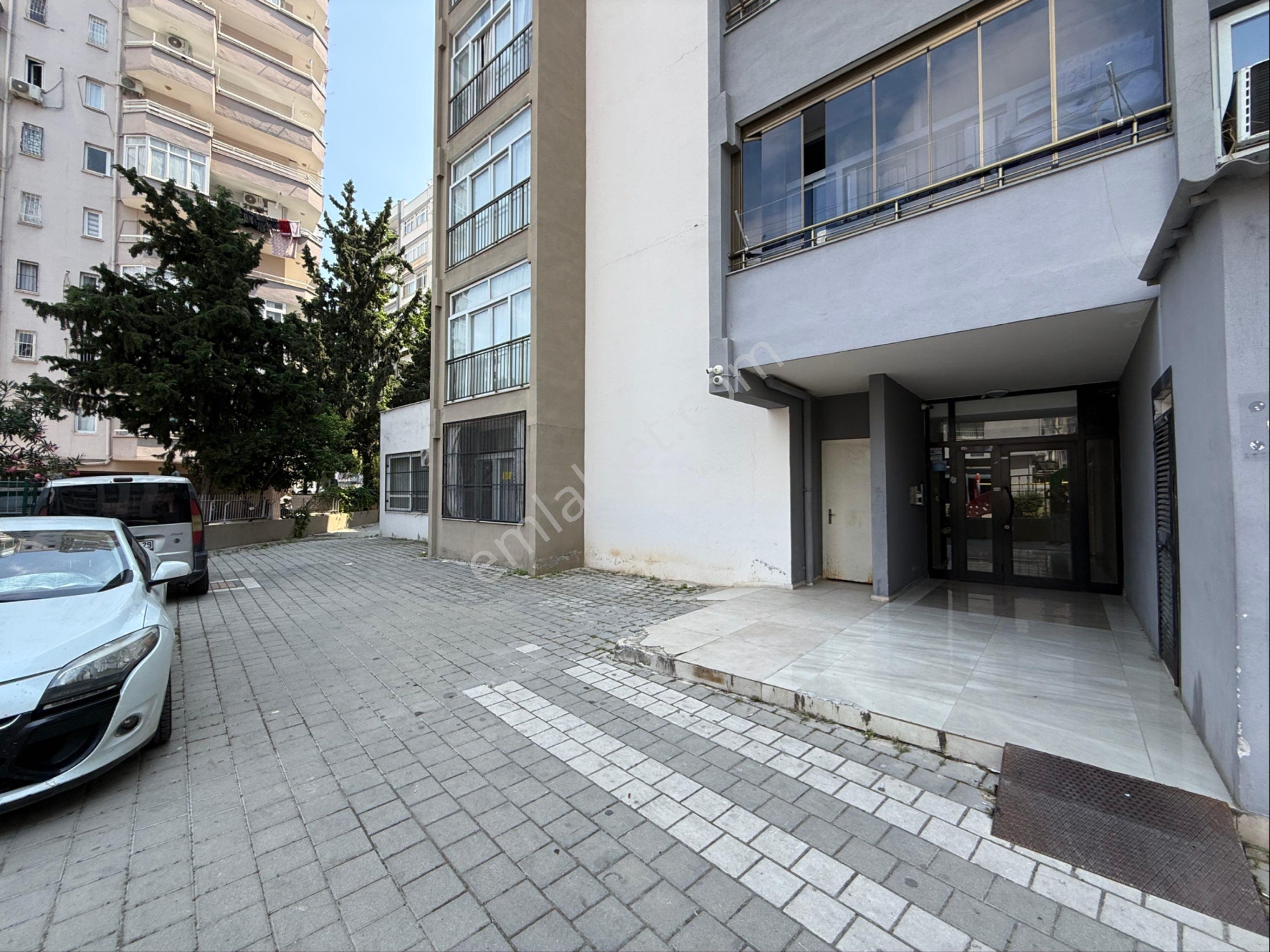 Yeşilyurt Mahallesi Evren Sitesi Yakını 1+1 Açık Mutfak Satılık Daire - Görsel 17