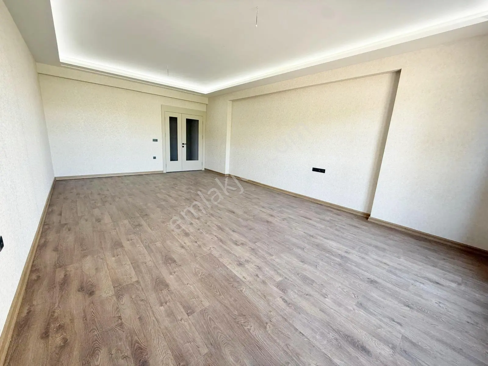 Beyaz 'dan Ovacık Taha Akgül Yakını Süper Lüx Sıfır Sitede 4+1 - Görsel 5