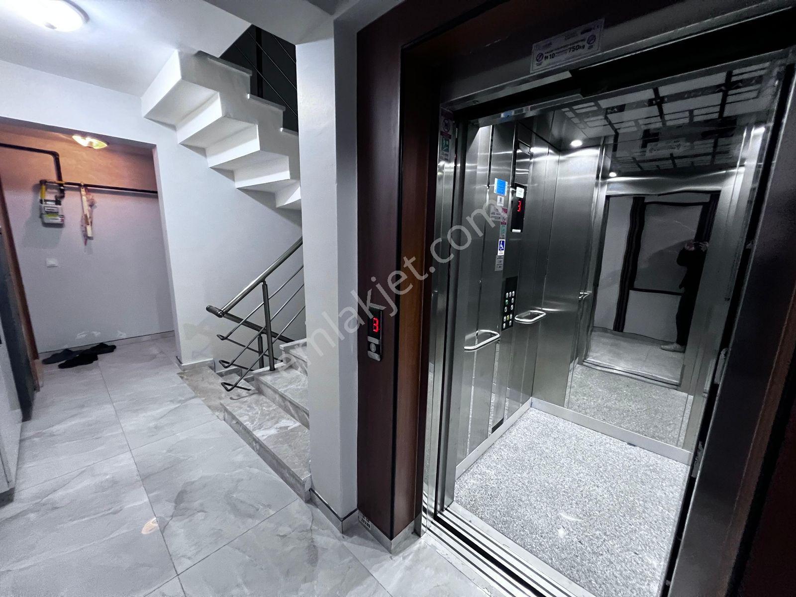Beylikdüzü Yakuplu Mh.iskanlı Açık Otoparklı 3+2 Dubleks Daire - Görsel 30