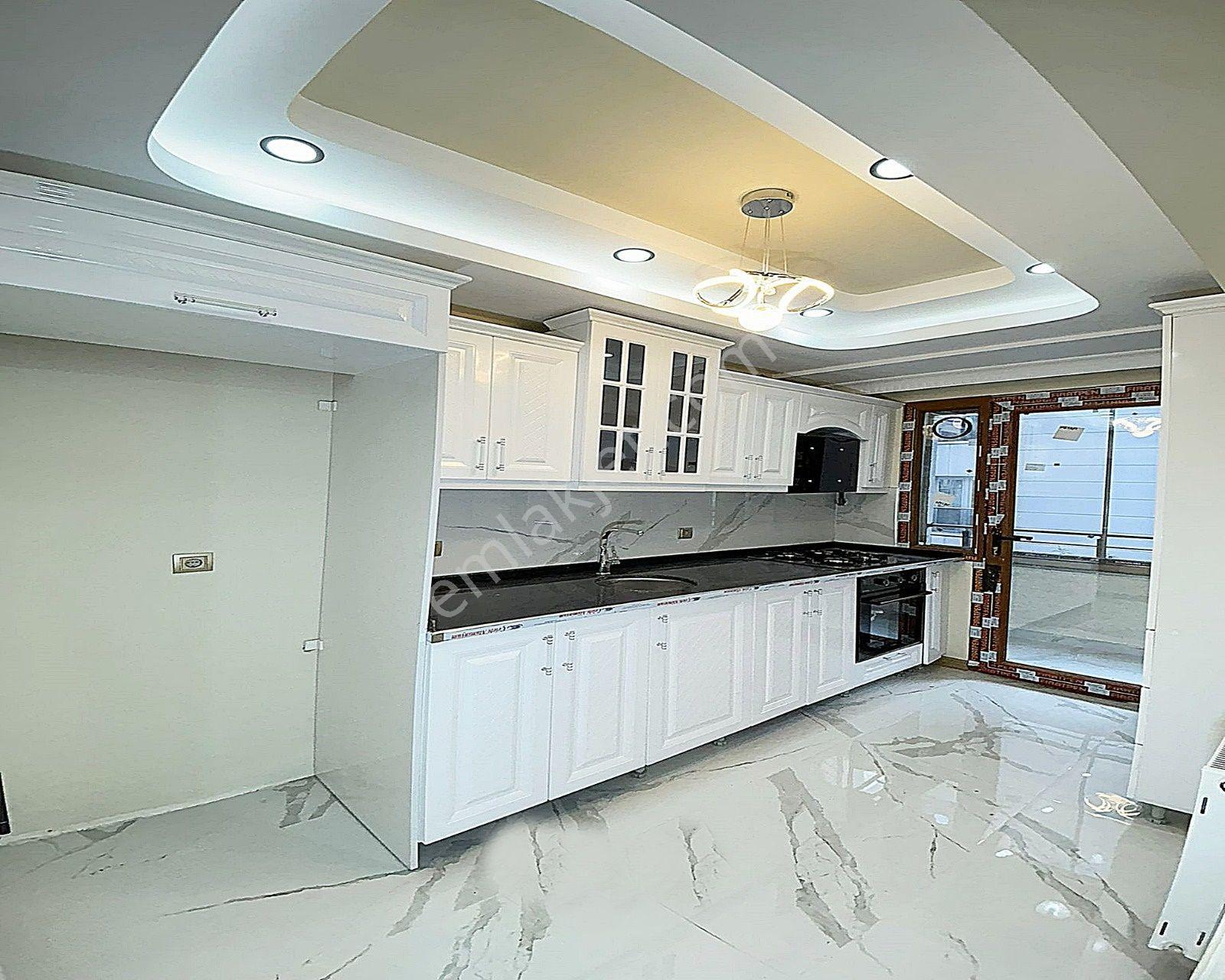 Sıfır İnşaat ! Yüksek Kredi İmkanı İle ! Metrobüse Yakın 2+1 Arakat Daire - Görsel 18