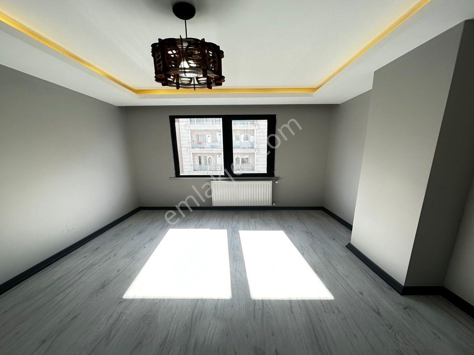 Sıfır İnşaat ! Yüksek Kredi İmkanı İle ! Metrobüse Yakın 2+1 Arakat Daire - Görsel 8