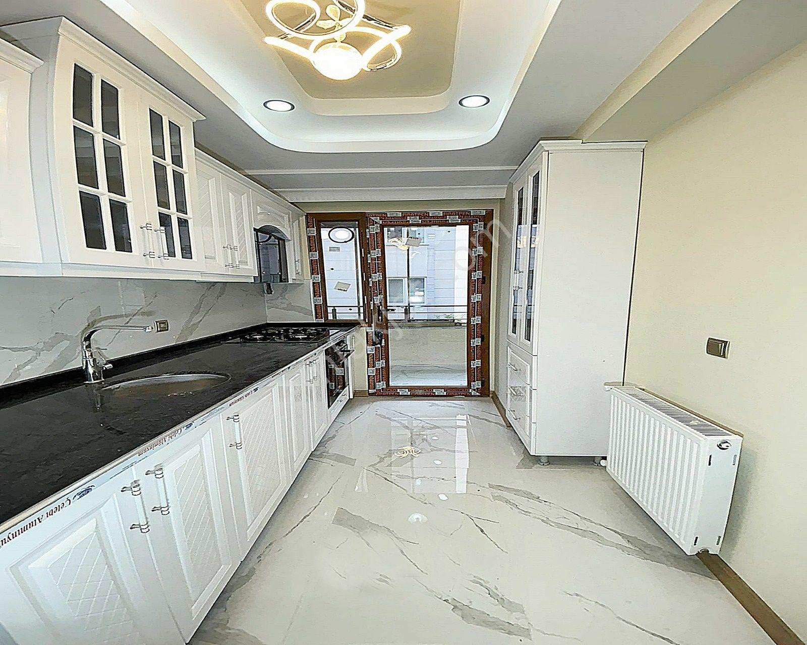 Sıfır İnşaat ! Yüksek Kredi İmkanı İle ! Metrobüse Yakın 2+1 Arakat Daire - Görsel 20