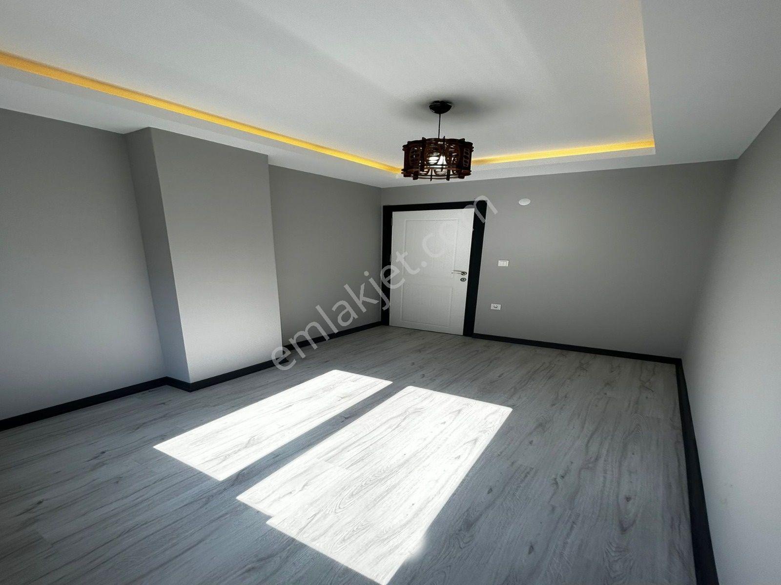 Sıfır İnşaat ! Yüksek Kredi İmkanı İle ! Metrobüse Yakın 2+1 Arakat Daire - Görsel 9