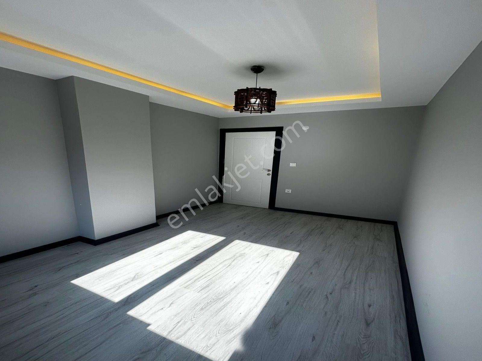 Sıfır İnşaat ! Yüksek Kredi İmkanı İle ! Metrobüse Yakın 2+1 Arakat Daire - Görsel 23