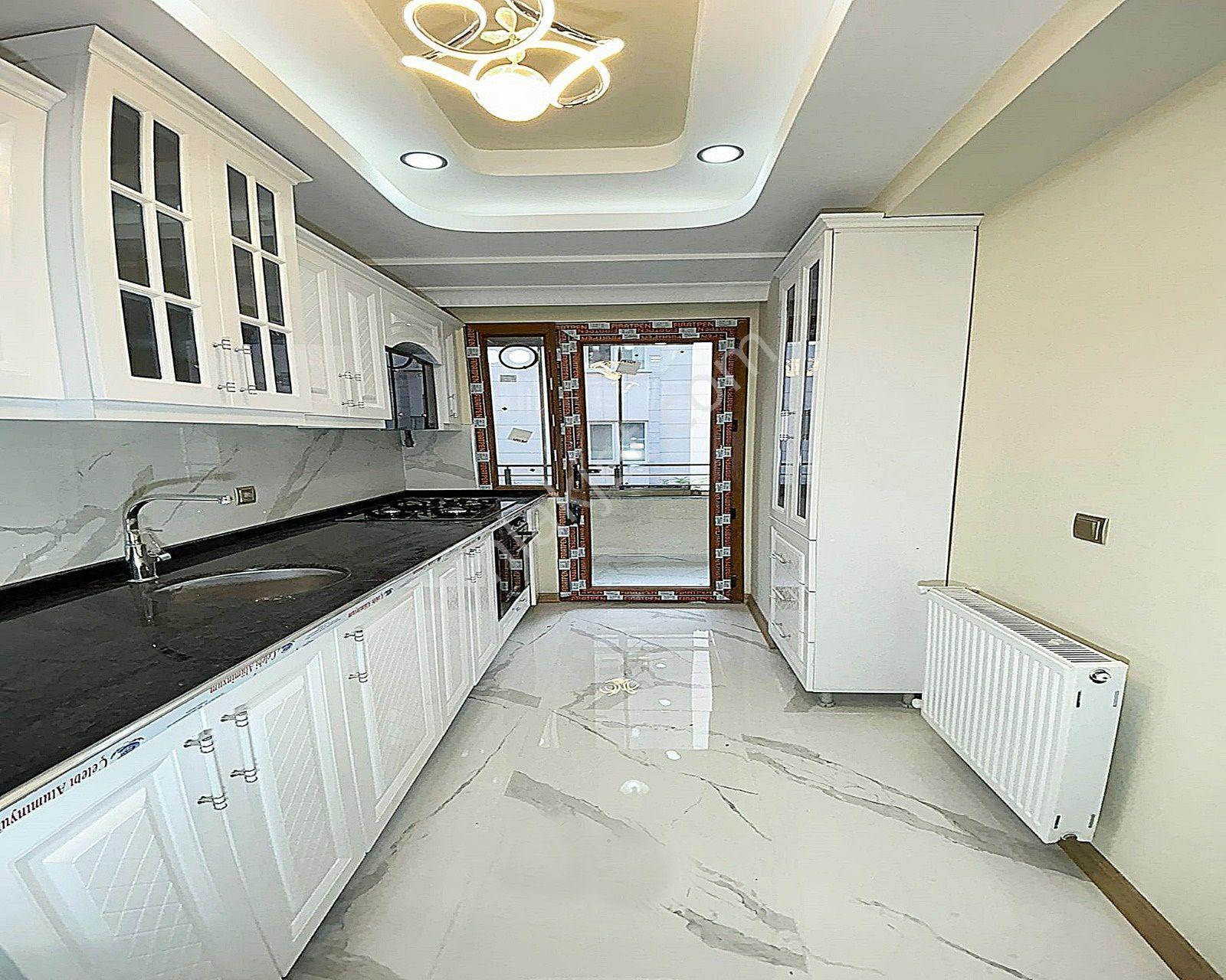 Sıfır İnşaat ! Yüksek Kredi İmkanı İle ! Metrobüse Yakın 2+1 Arakat Daire - Görsel 10
