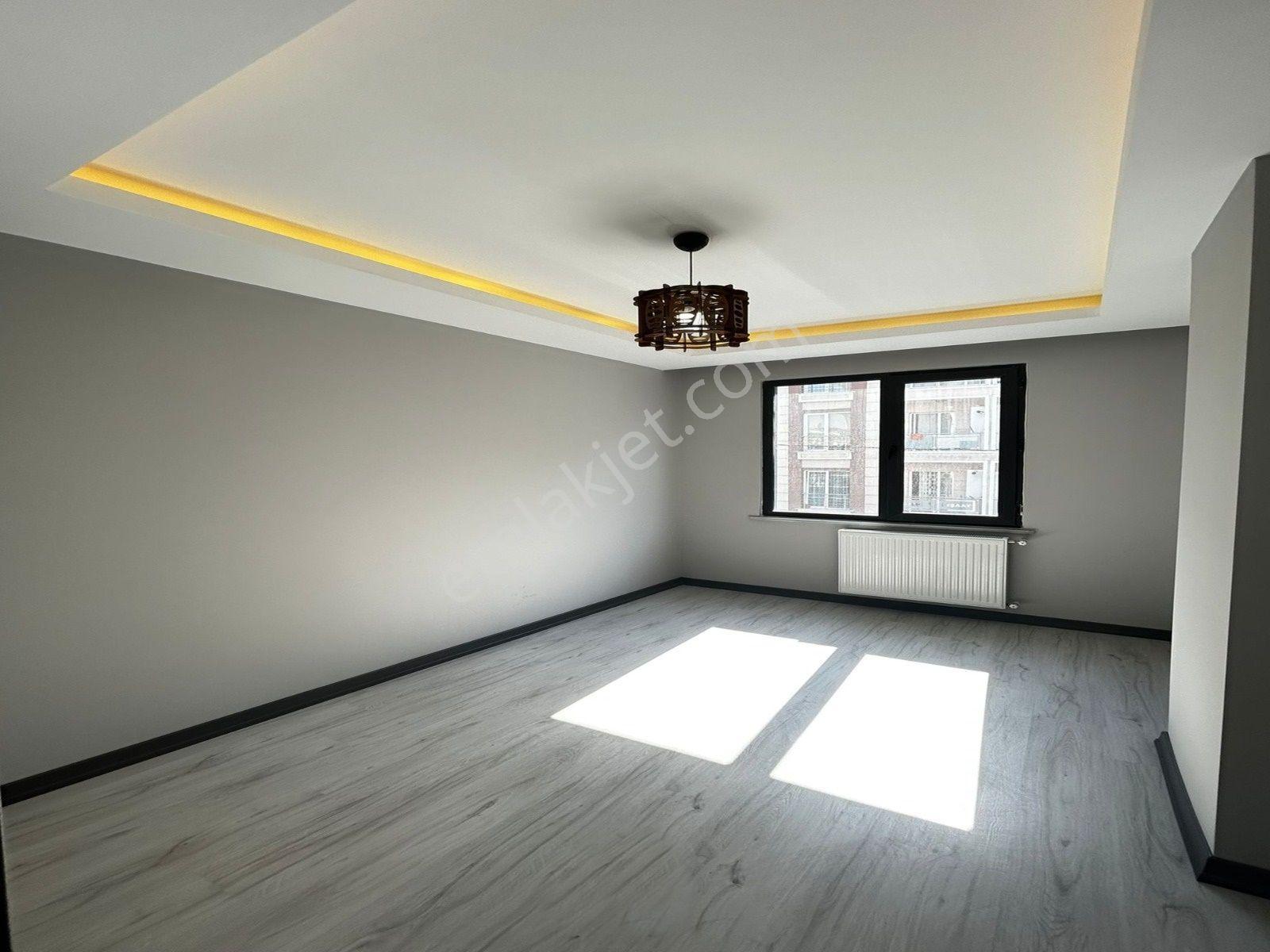 Sıfır İnşaat ! Yüksek Kredi İmkanı İle ! Metrobüse Yakın 2+1 Arakat Daire - Görsel 24