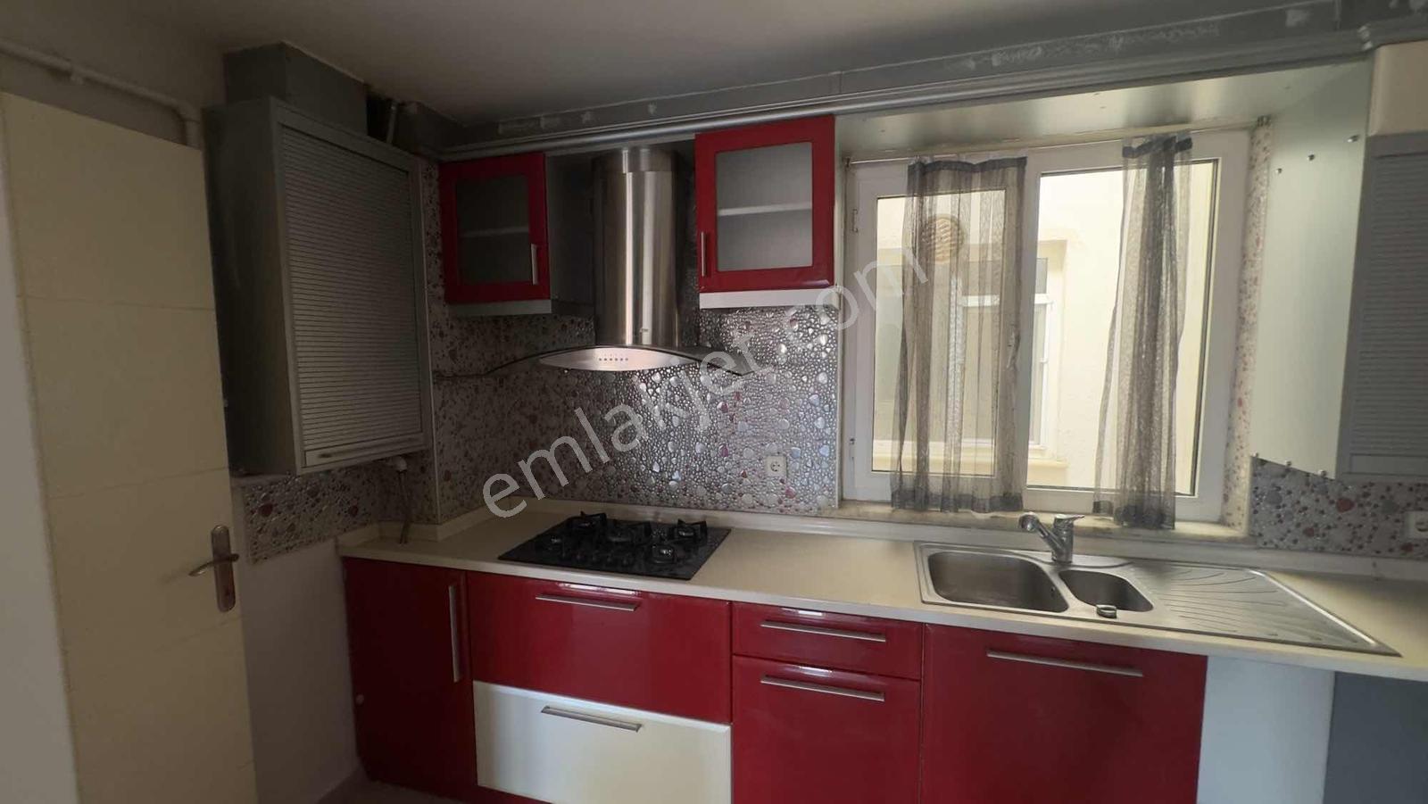Burhaniye Merkezde Masrafsız, Ebeveyn Banyolu 3+1 Daire - Görsel 11