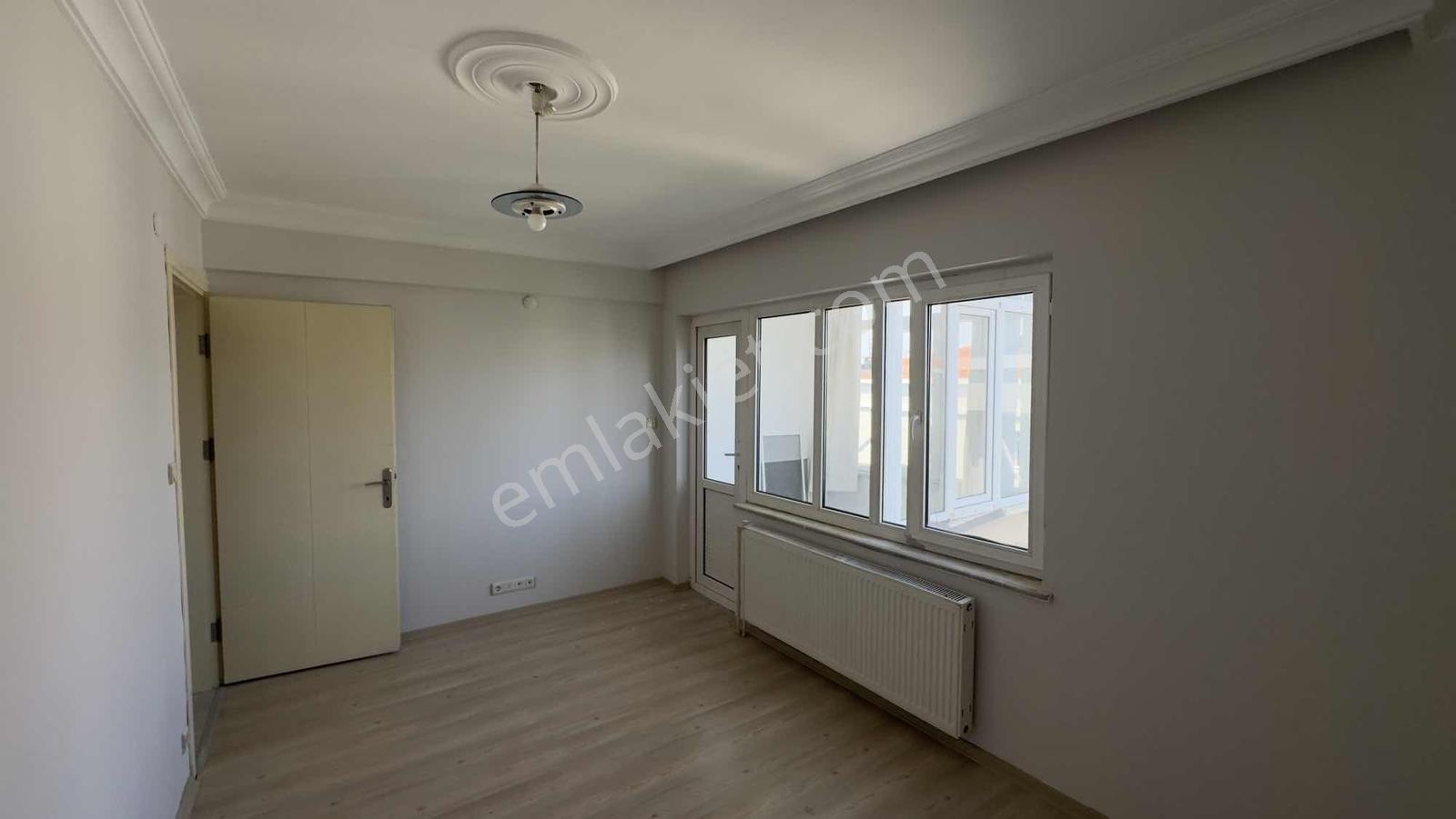 Burhaniye Merkezde Masrafsız, Ebeveyn Banyolu 3+1 Daire - Görsel 10