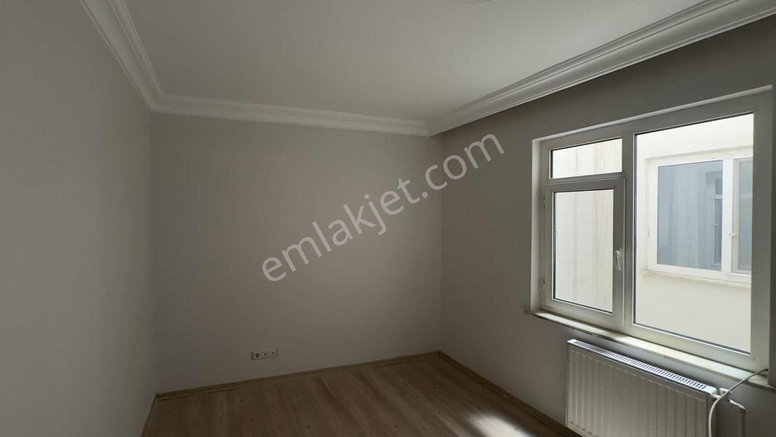 Burhaniye Merkezde Masrafsız, Ebeveyn Banyolu 3+1 Daire - Görsel 24