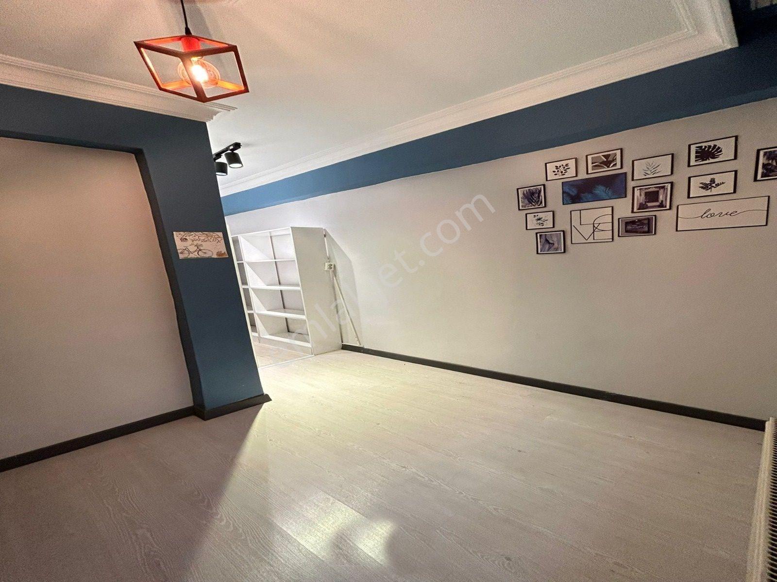 Metrobüse Yakın Geniş Aileler Uygun 3+1 130m2 Kış Bahçeli Daire - Görsel 30