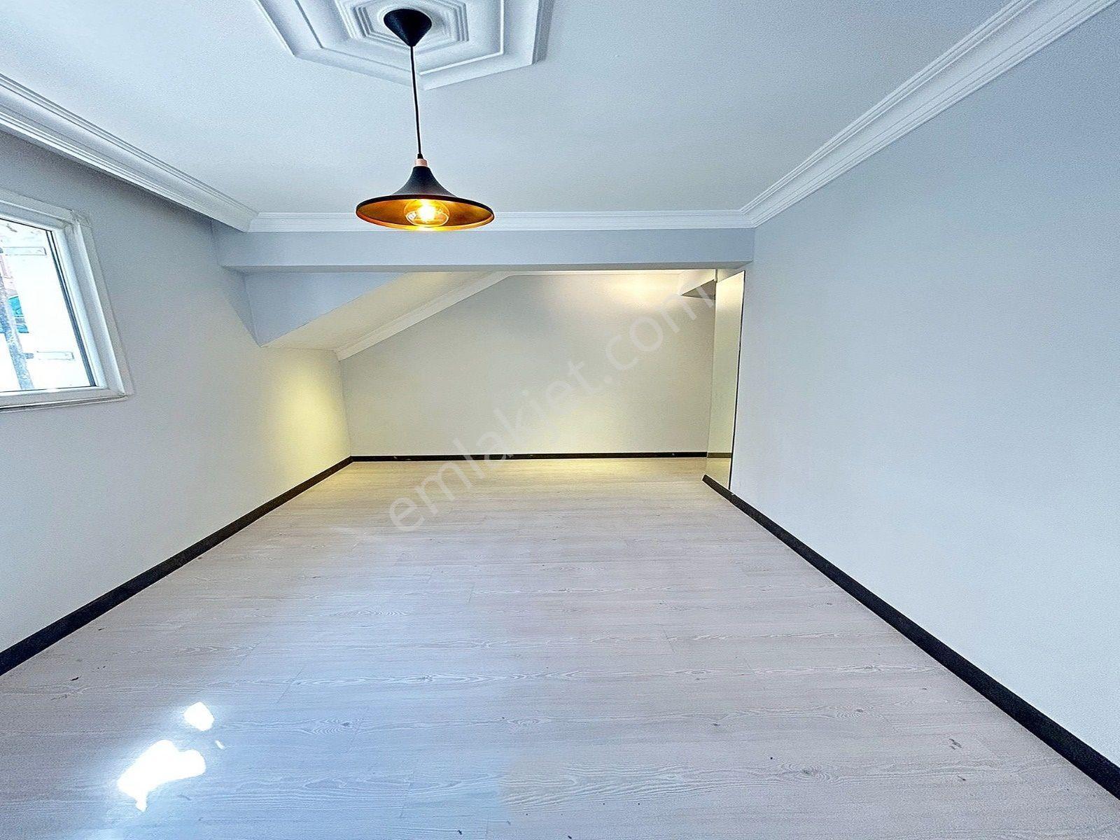Metrobüse Yakın Geniş Aileler Uygun 3+1 130m2 Kış Bahçeli Daire - Görsel 32
